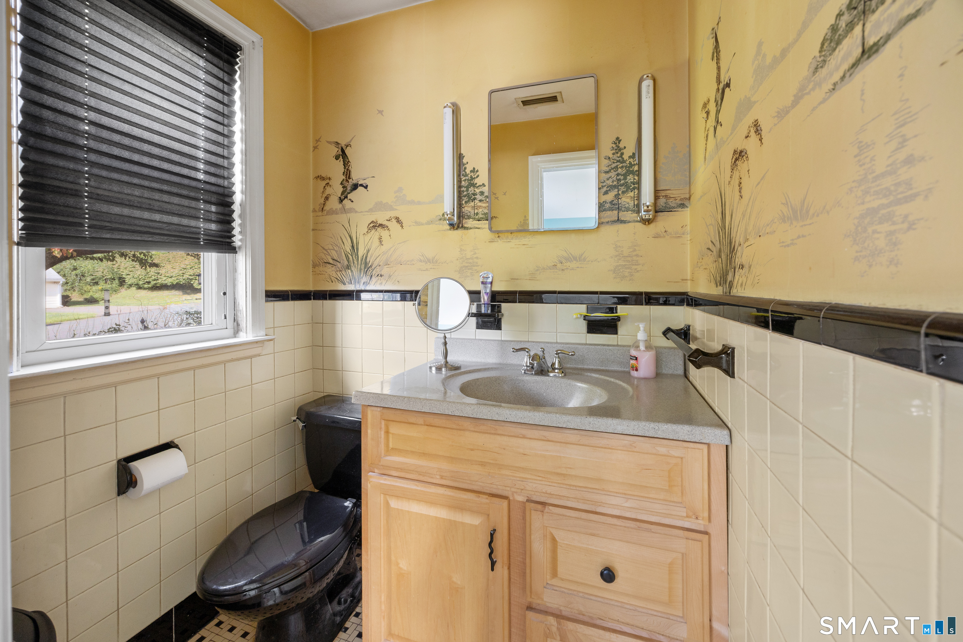 97 Glenview Drive Property Photo 19
