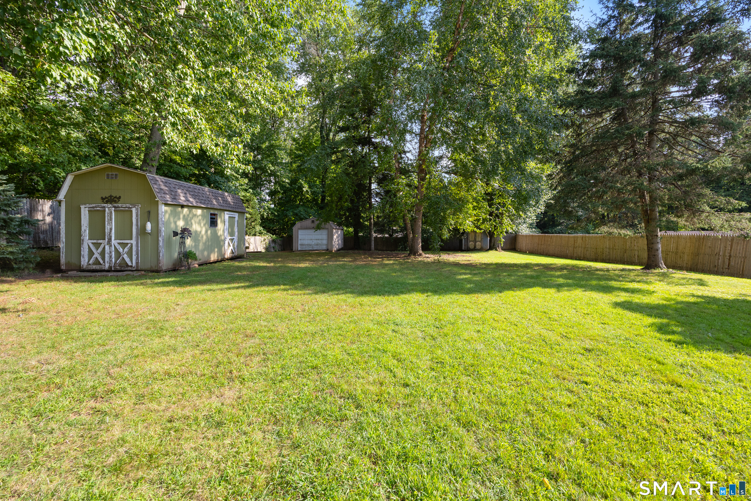 97 Glenview Drive Property Photo 28