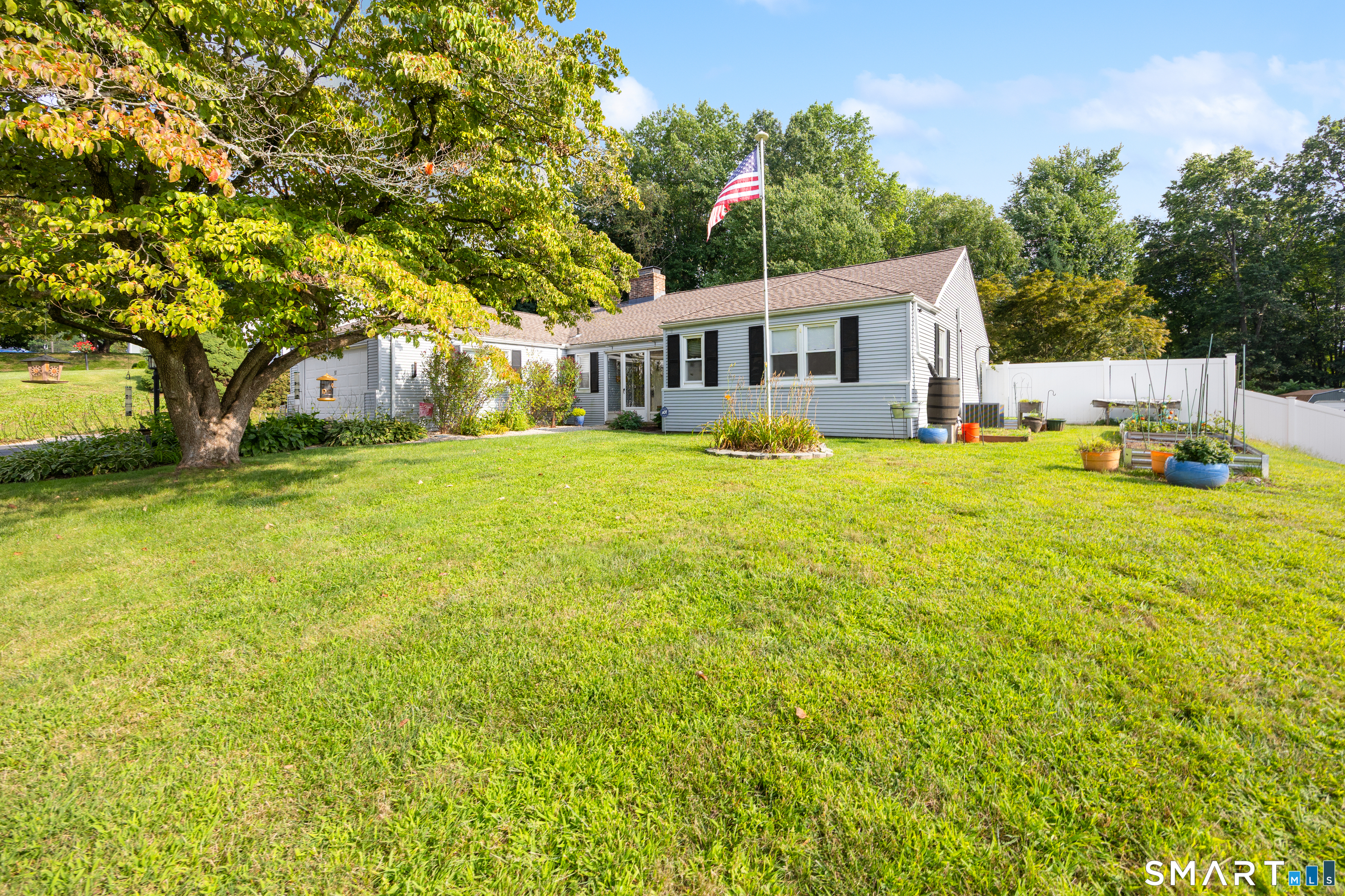 97 Glenview Drive Property Photo 31