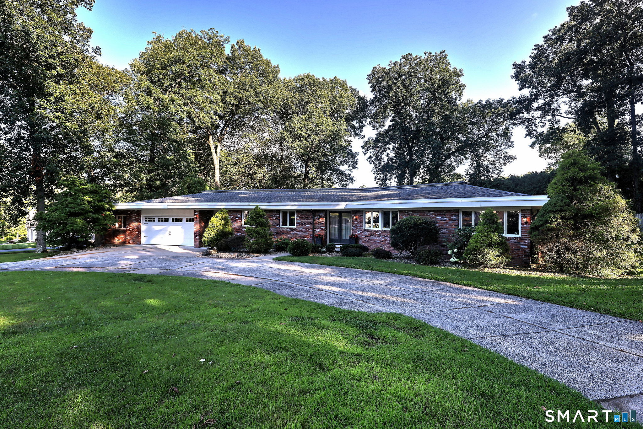 179 Maxine Road Property Photo 2