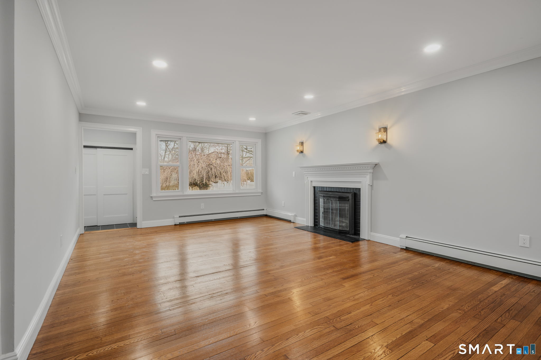 1092 Ocean Avenue Property Photo 9