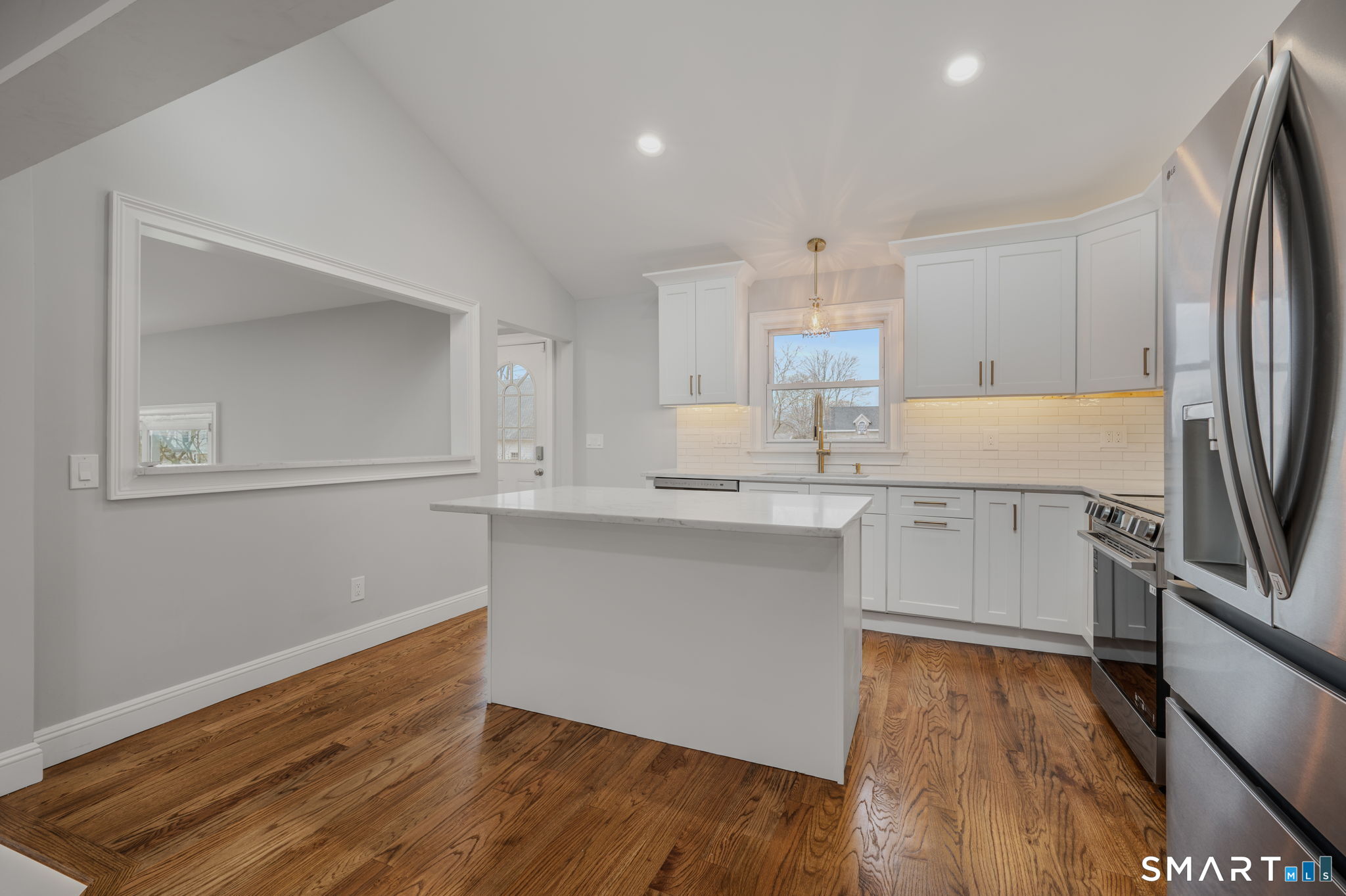 1092 Ocean Avenue Property Photo 14