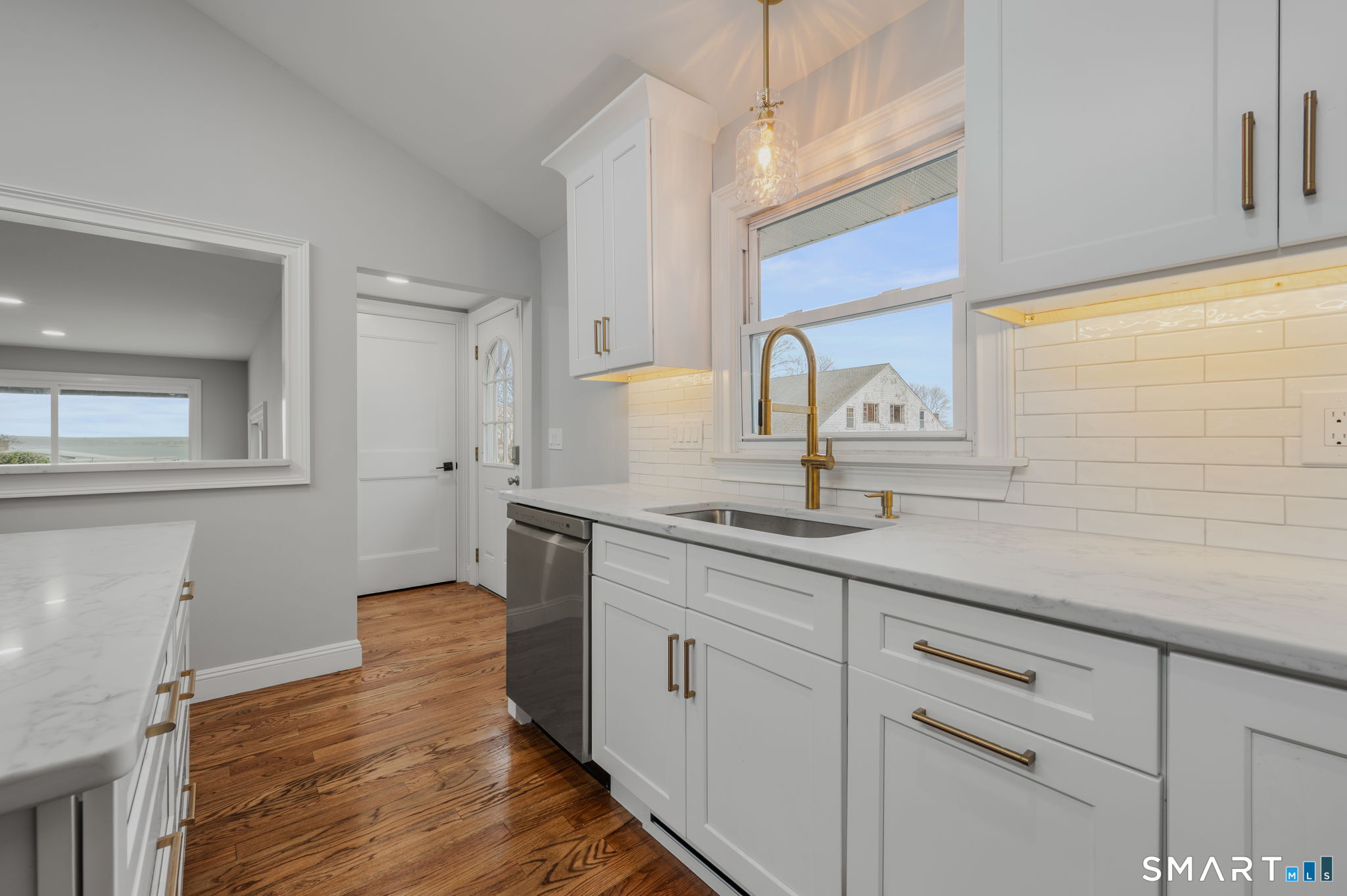 1092 Ocean Avenue Property Photo 15