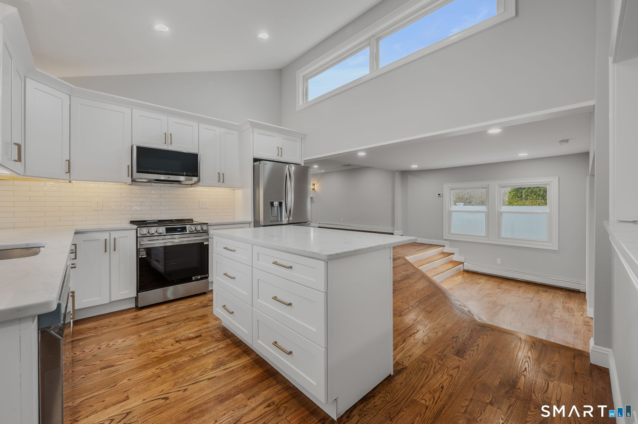 1092 Ocean Avenue Property Photo 16