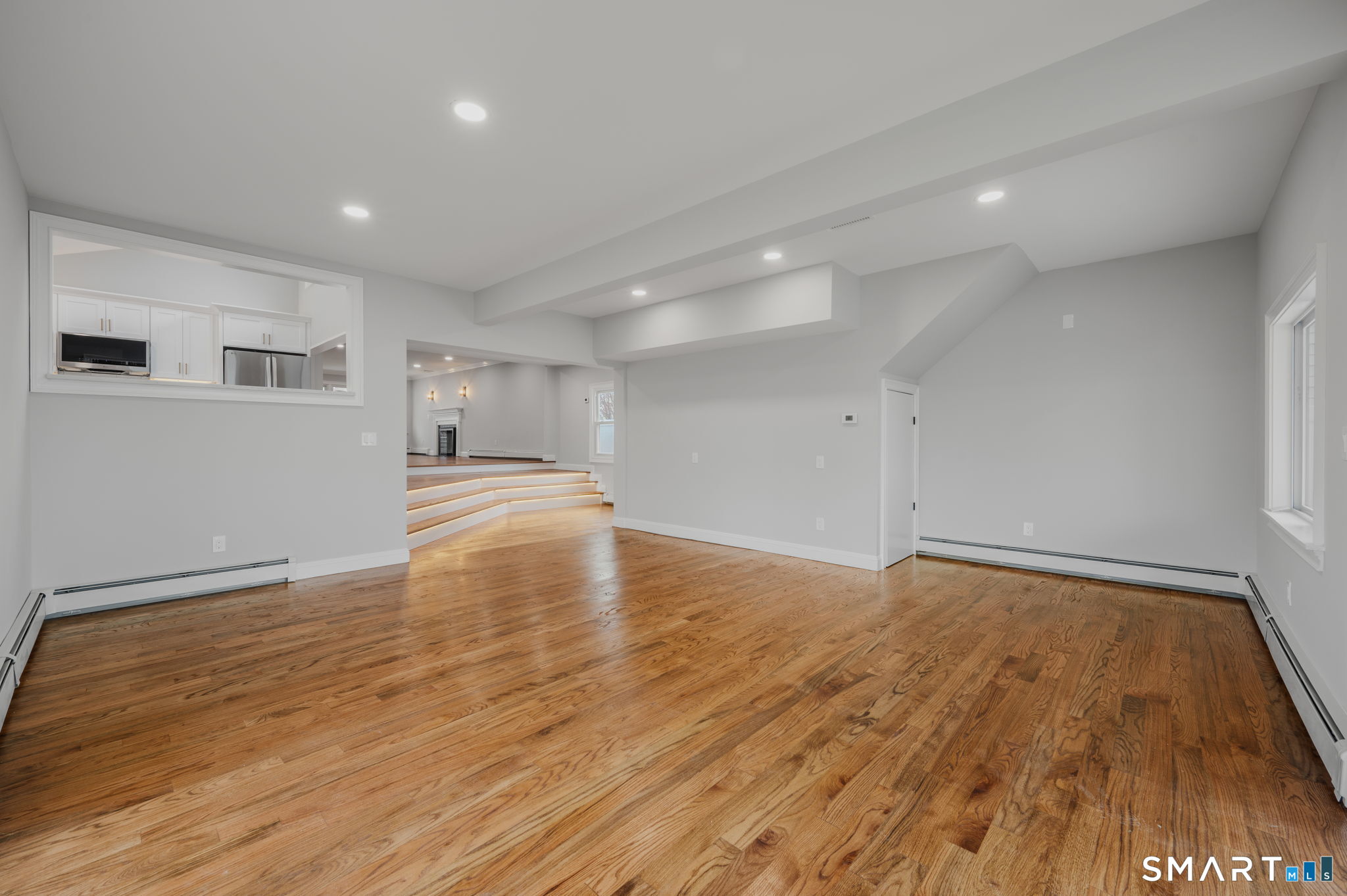1092 Ocean Avenue Property Photo 21