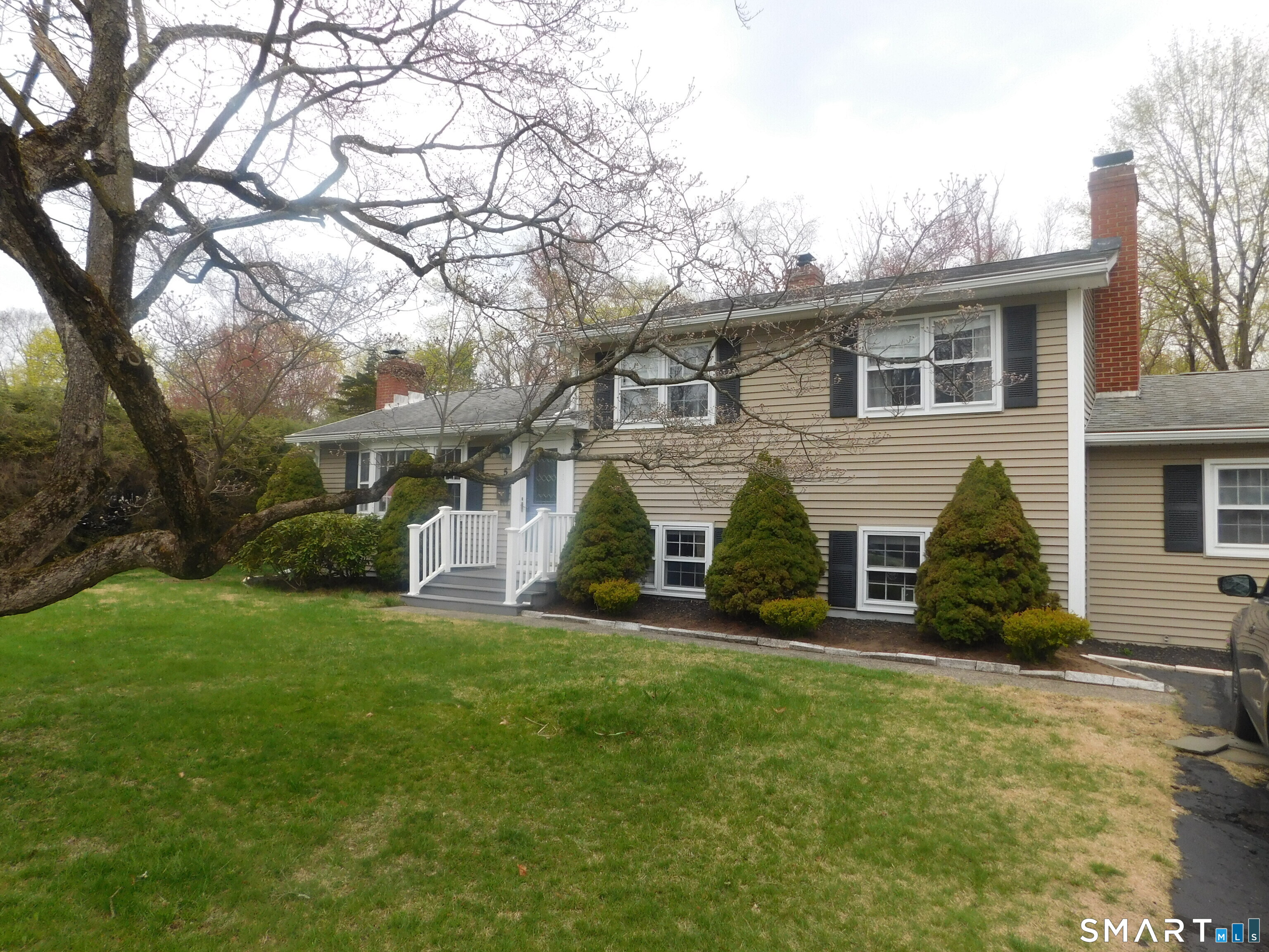 5 Larson Drive Property Photo 12