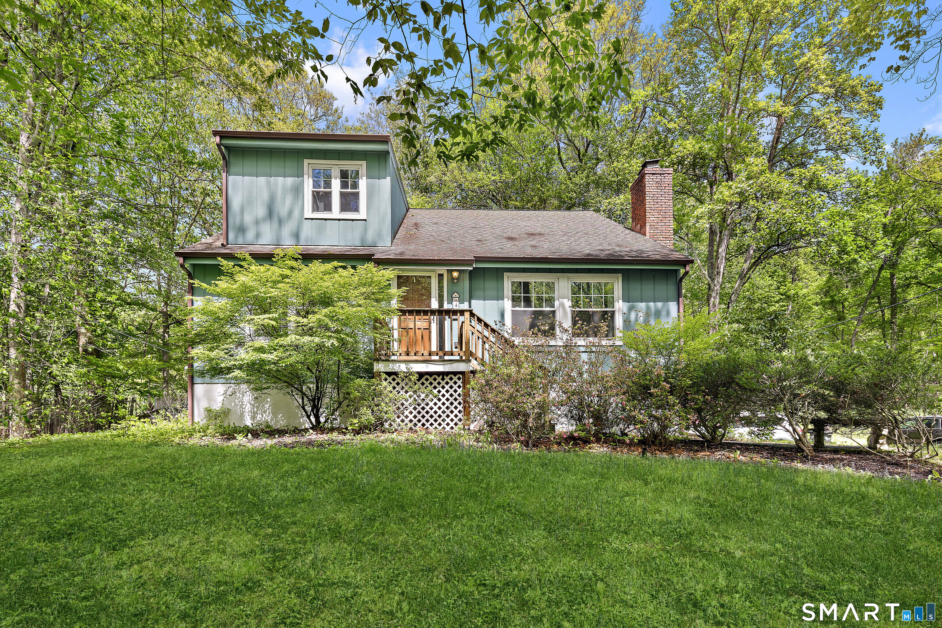 421 Chestnut Hill Road Property Photo 1