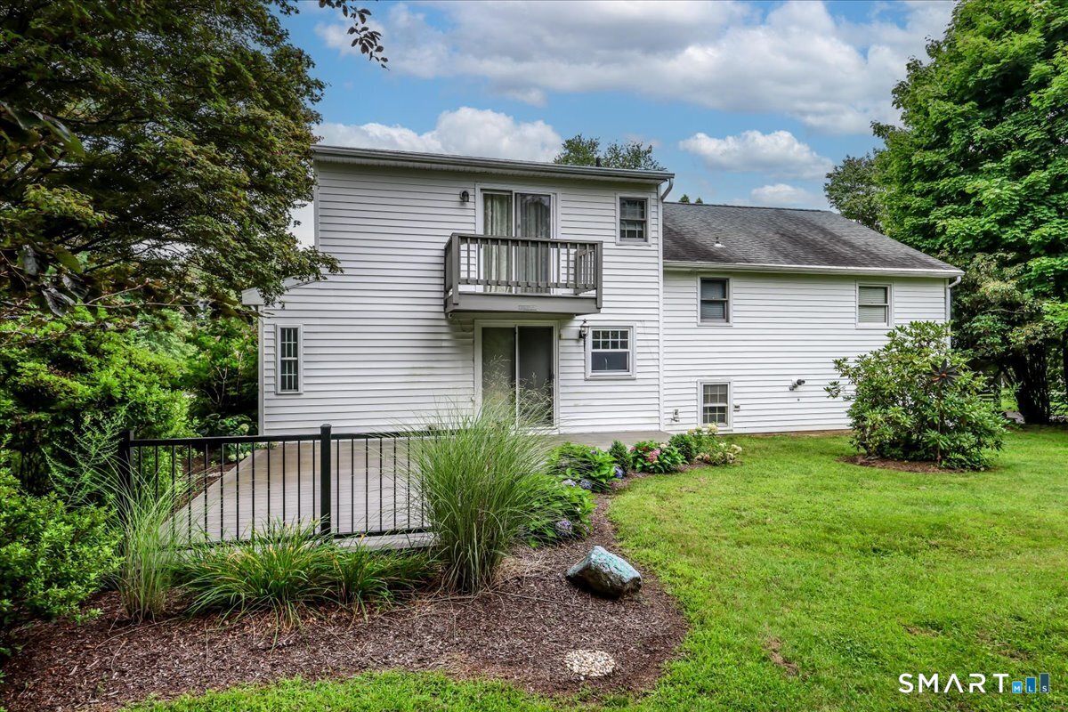 4 Taunton Lake Drive Property Photo 4