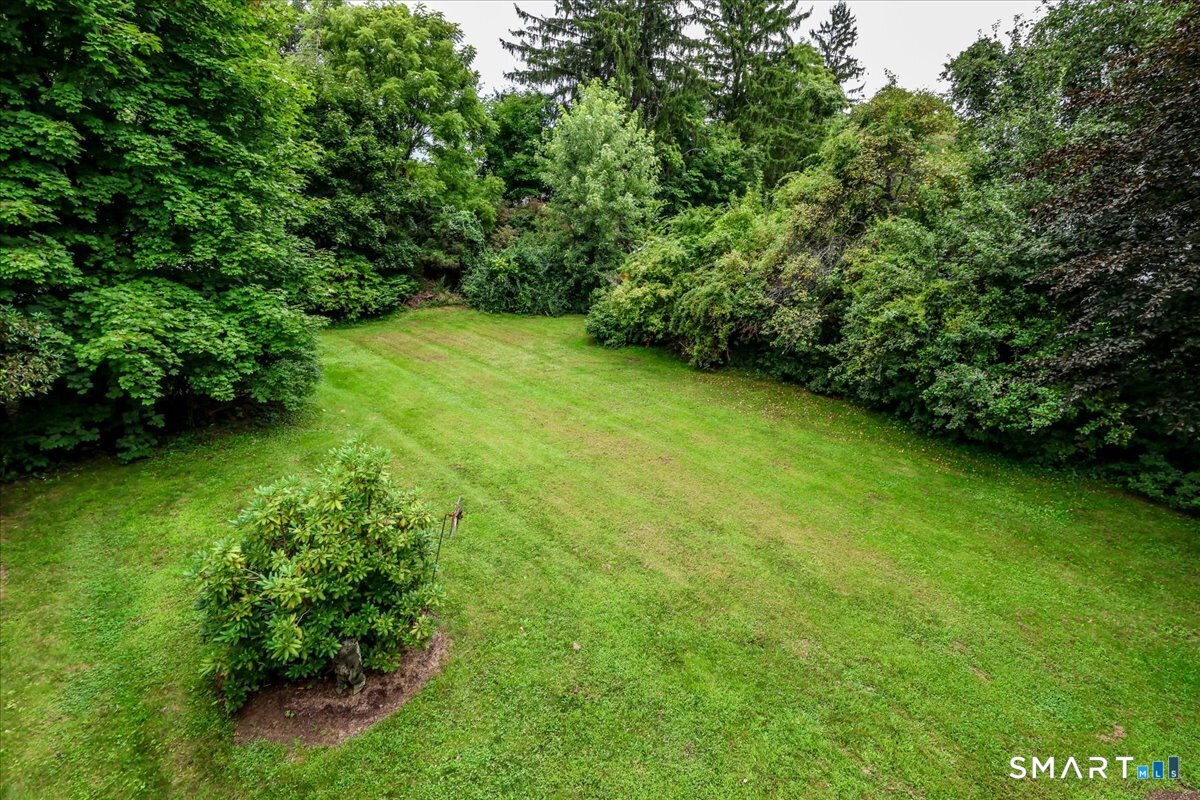 4 Taunton Lake Drive Property Photo 6