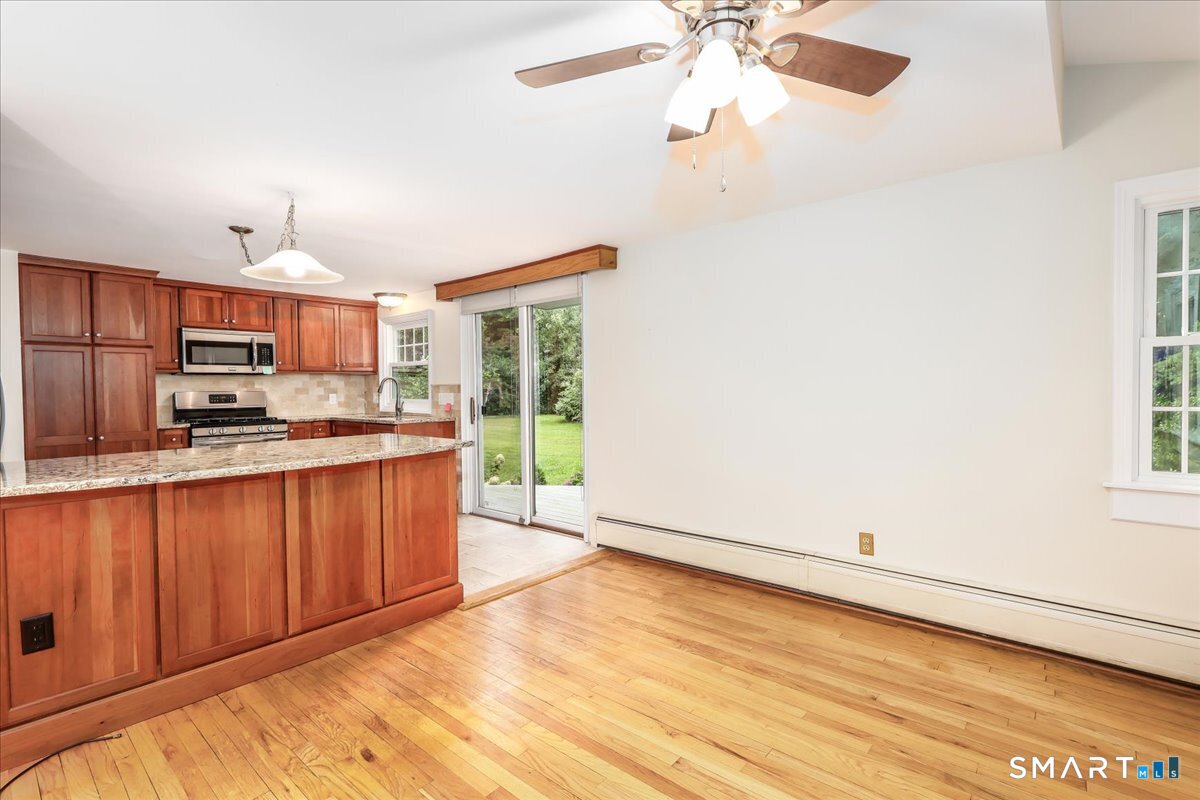 4 Taunton Lake Drive Property Photo 7