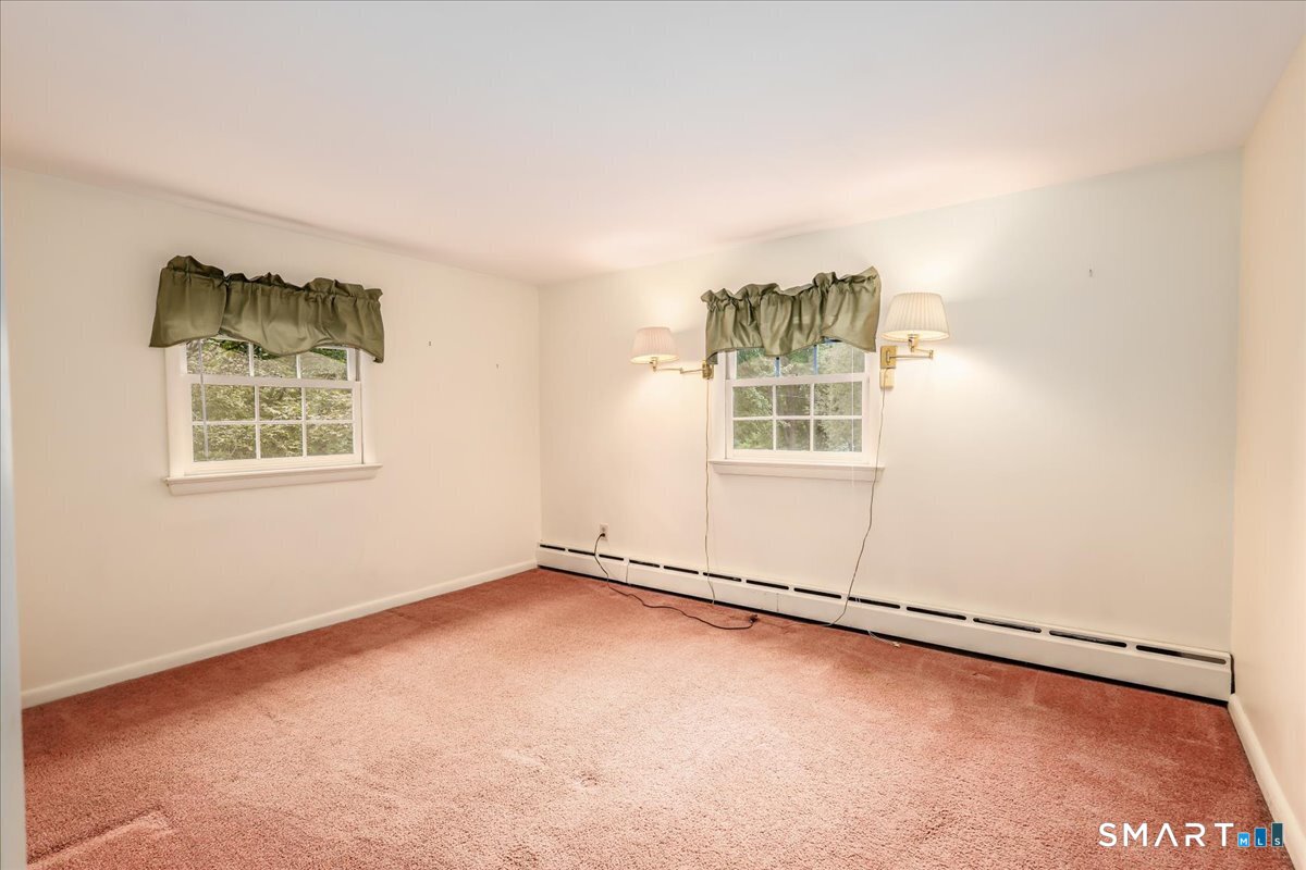 4 Taunton Lake Drive Property Photo 19