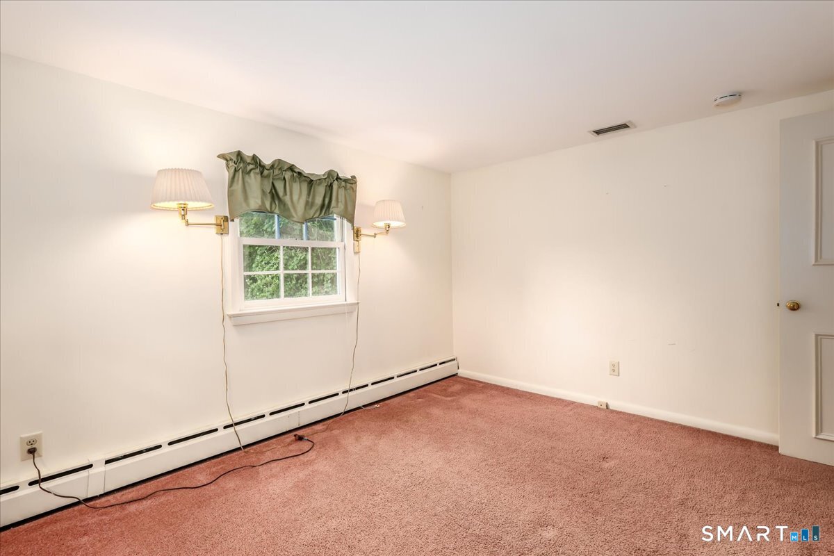 4 Taunton Lake Drive Property Photo 20
