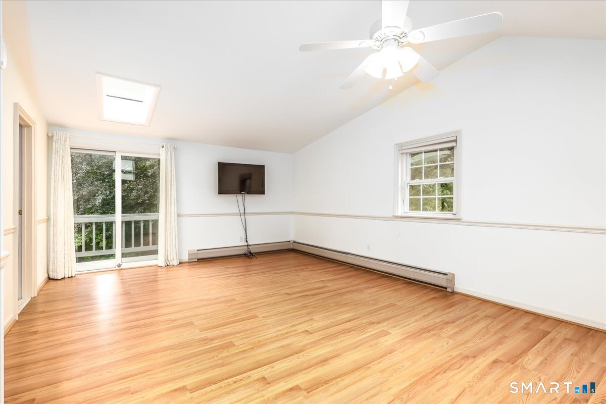 4 Taunton Lake Drive Property Photo 25