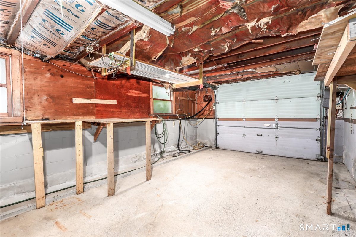 4 Taunton Lake Drive Property Photo 28