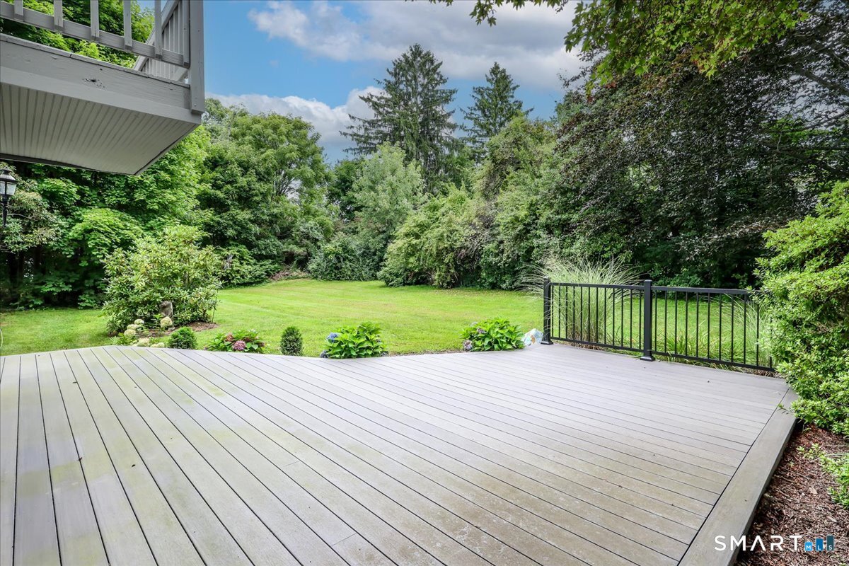4 Taunton Lake Drive Property Photo 33
