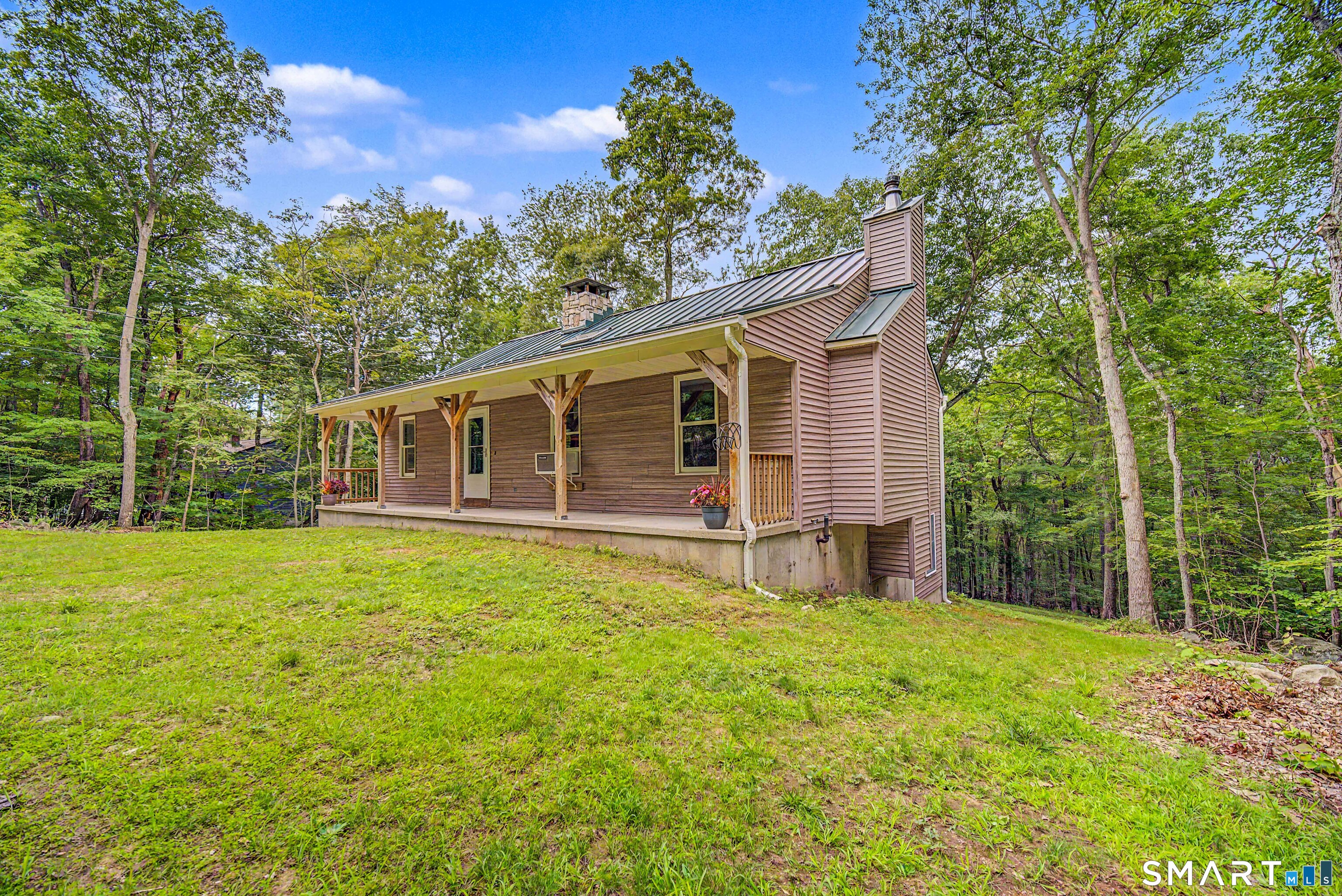 407 Bear Hill North Road Property Photo 1