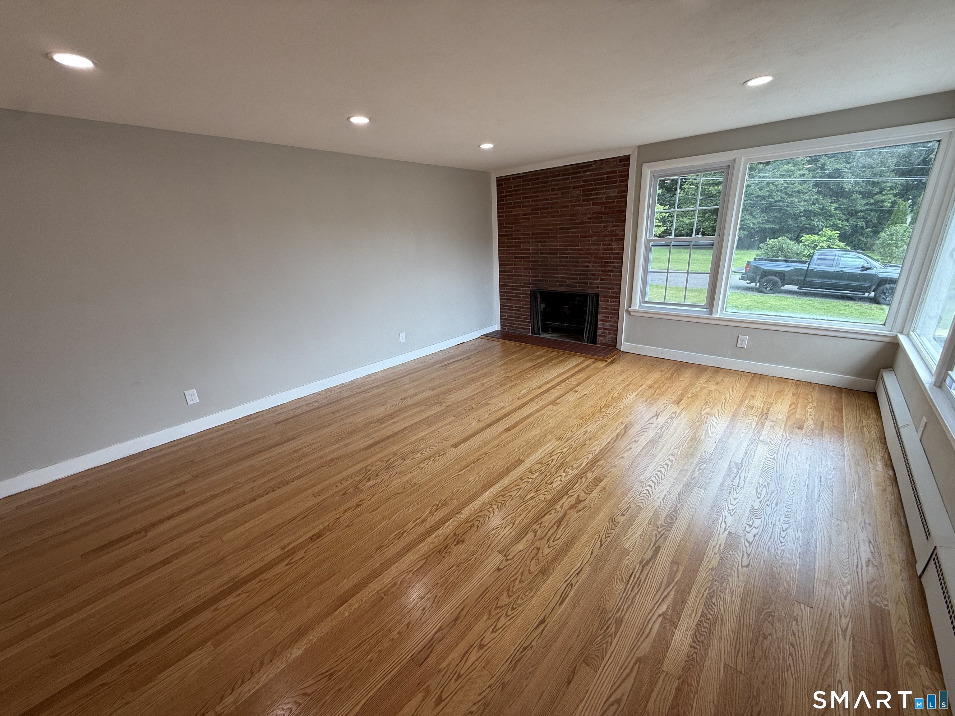48 Center Street Property Photo 14