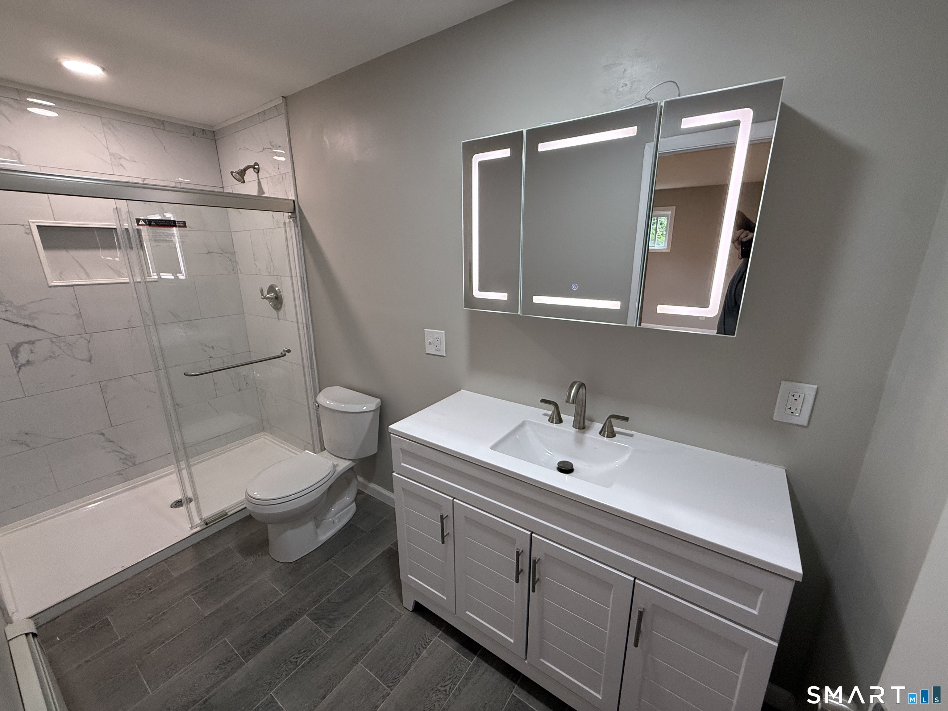 48 Center Street Property Photo 22