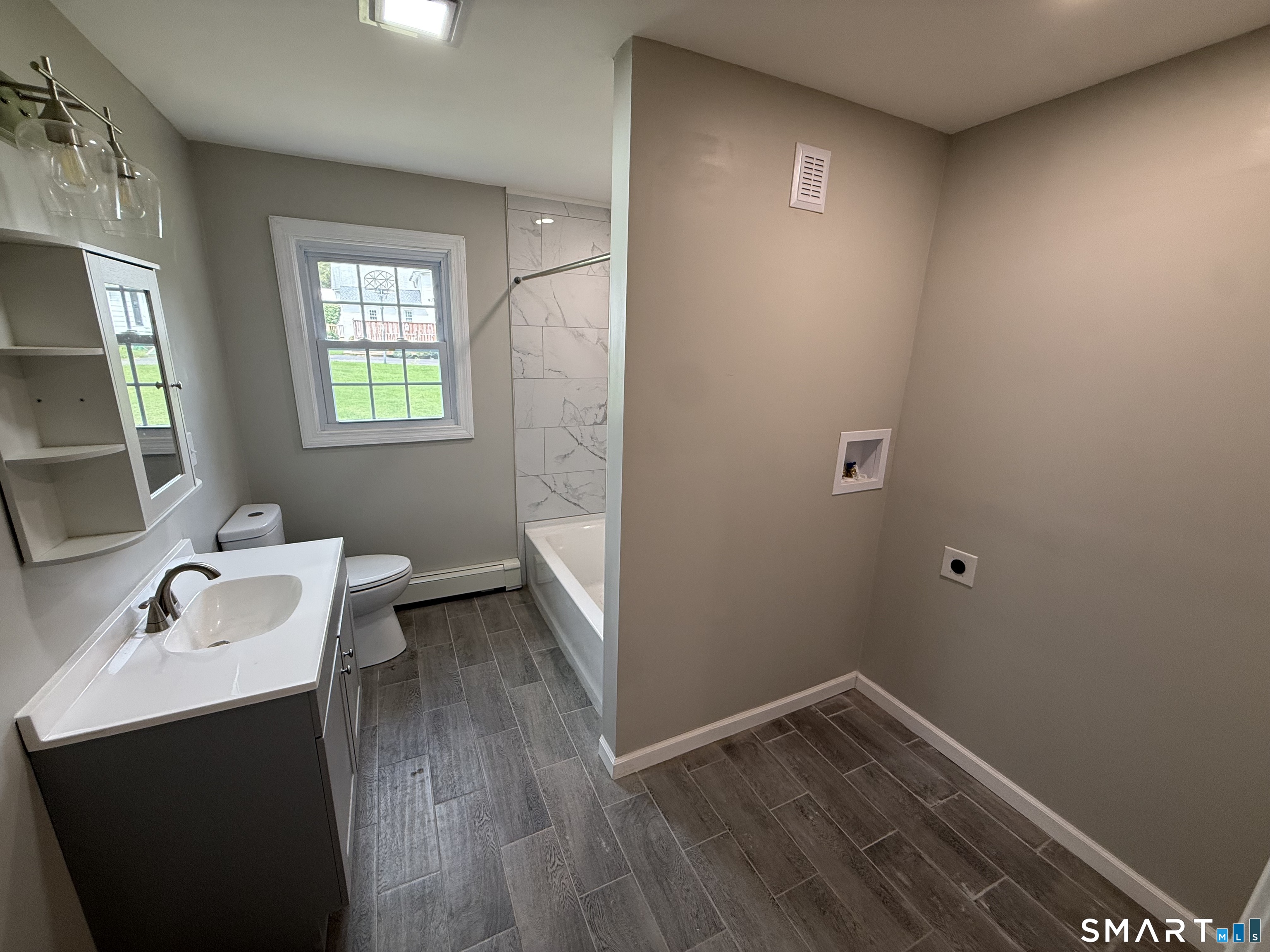 48 Center Street Property Photo 32
