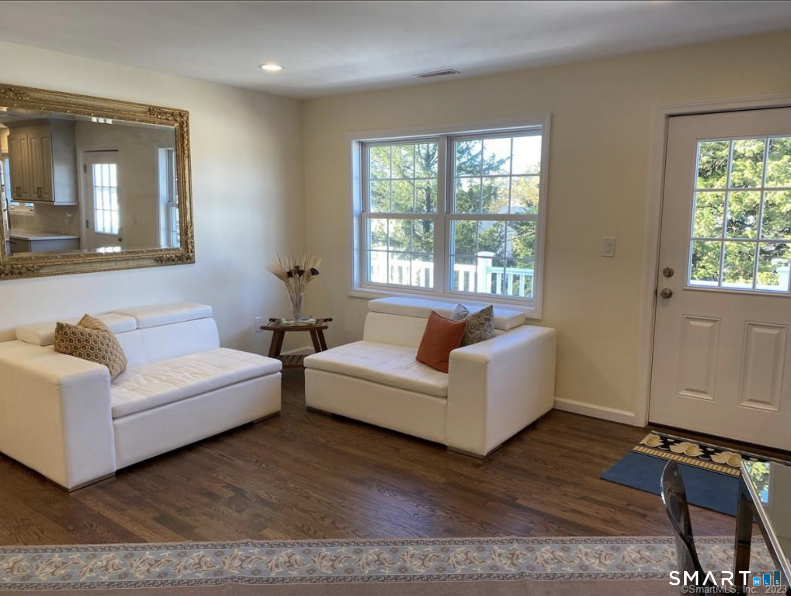63 Soundview 2 Avenue Property Photo 5