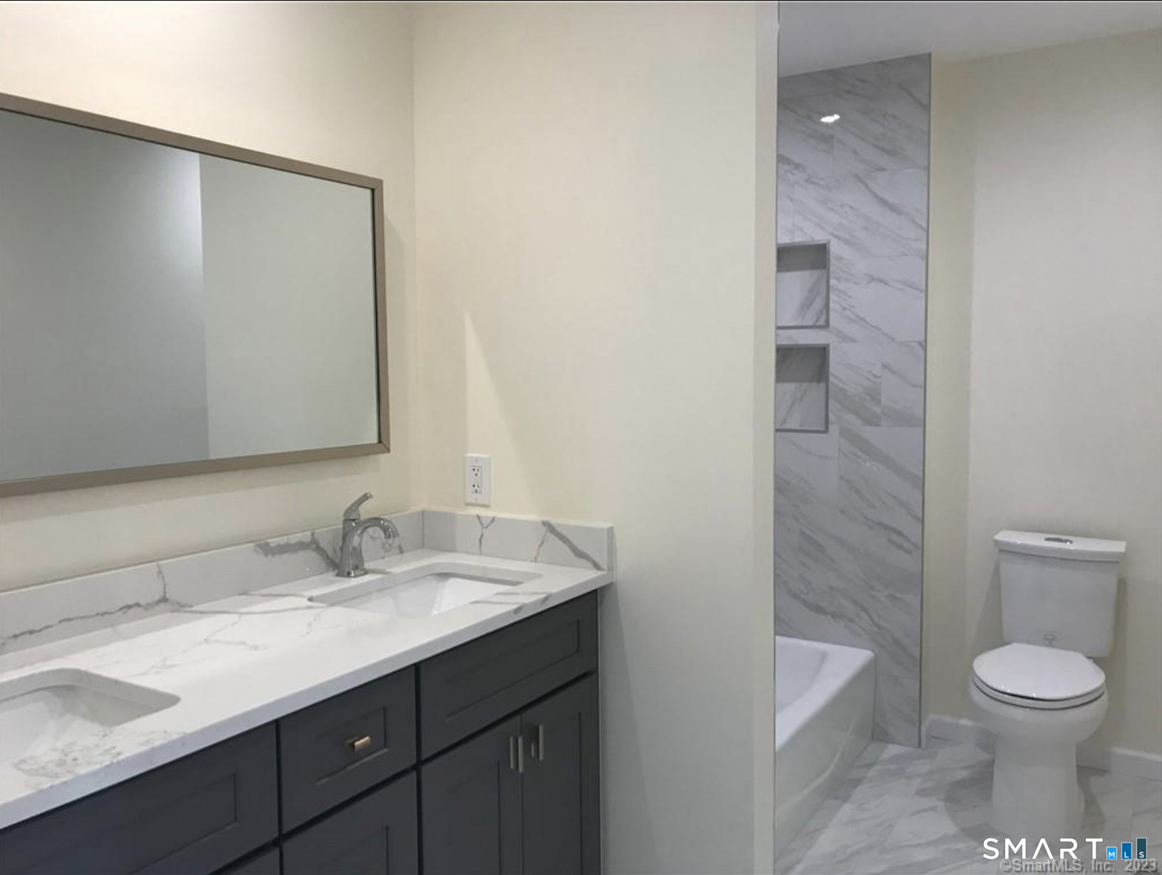 63 Soundview 2 Avenue Property Photo 12