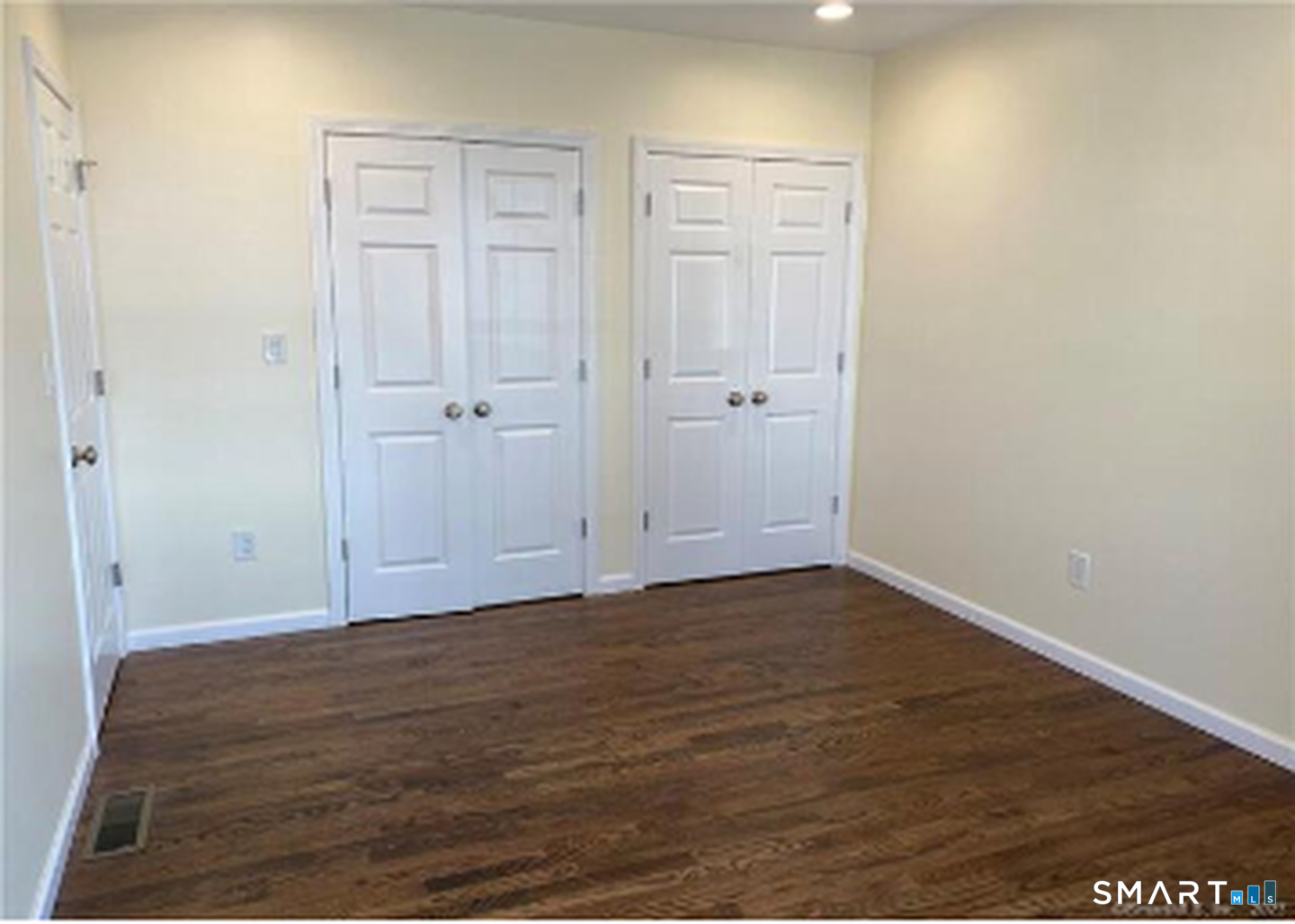 63 Soundview 2 Avenue Property Photo 15