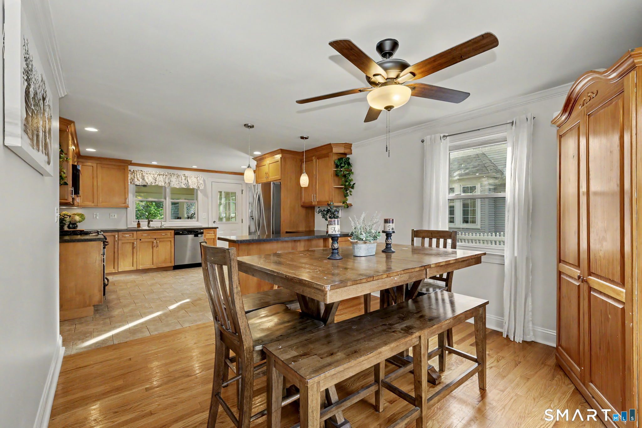 889 Wilcoxson Avenue Property Photo 14