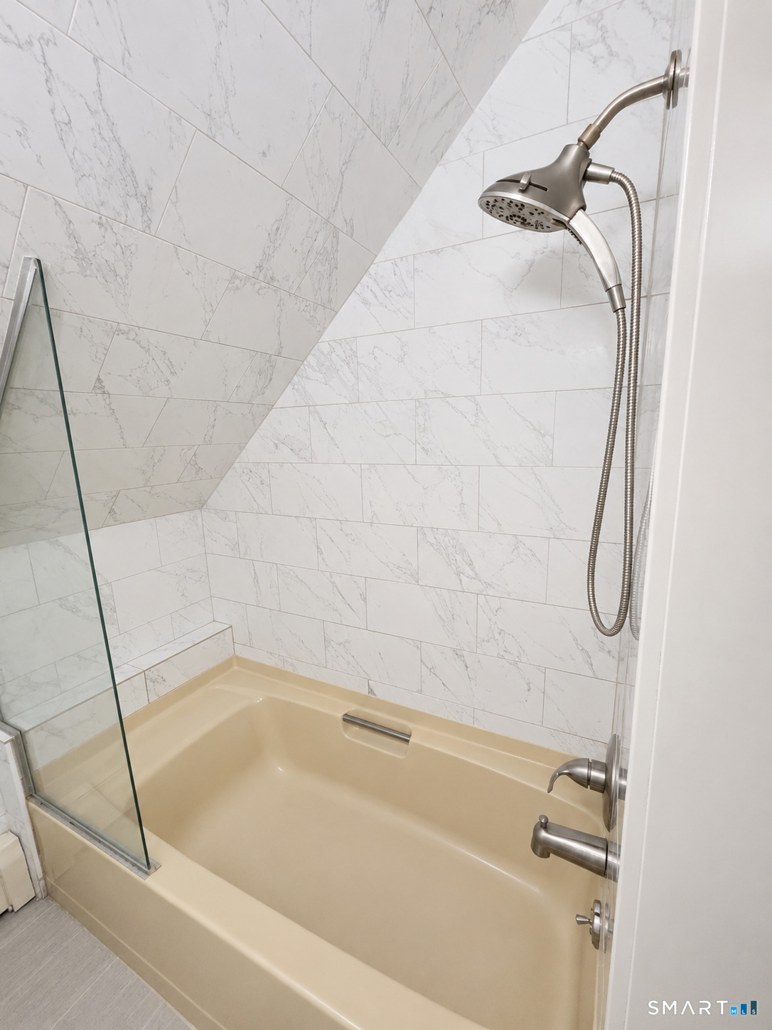 54 Lawrence 3 Street Property Photo 10