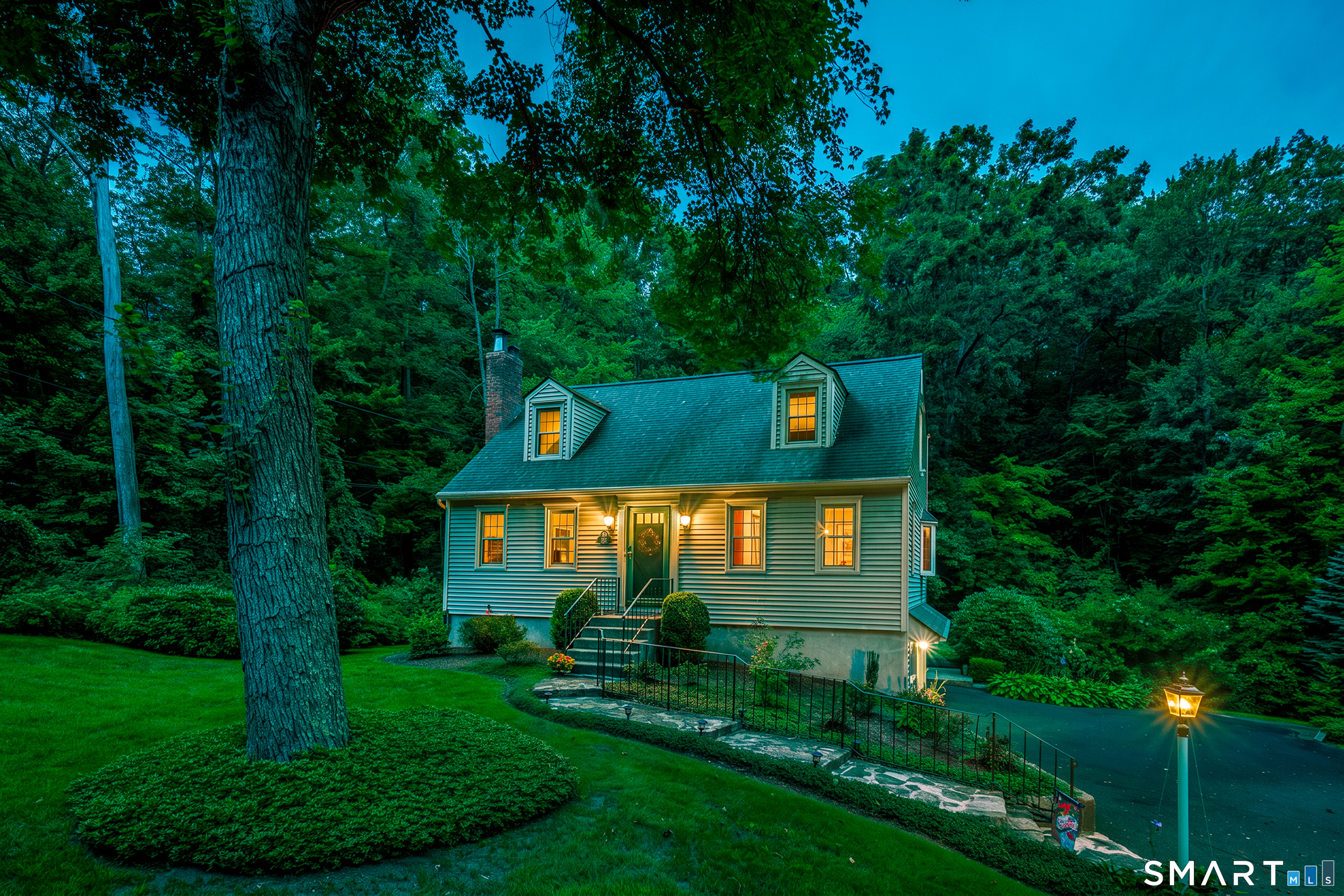 232 Old Post Road Property Photo 1