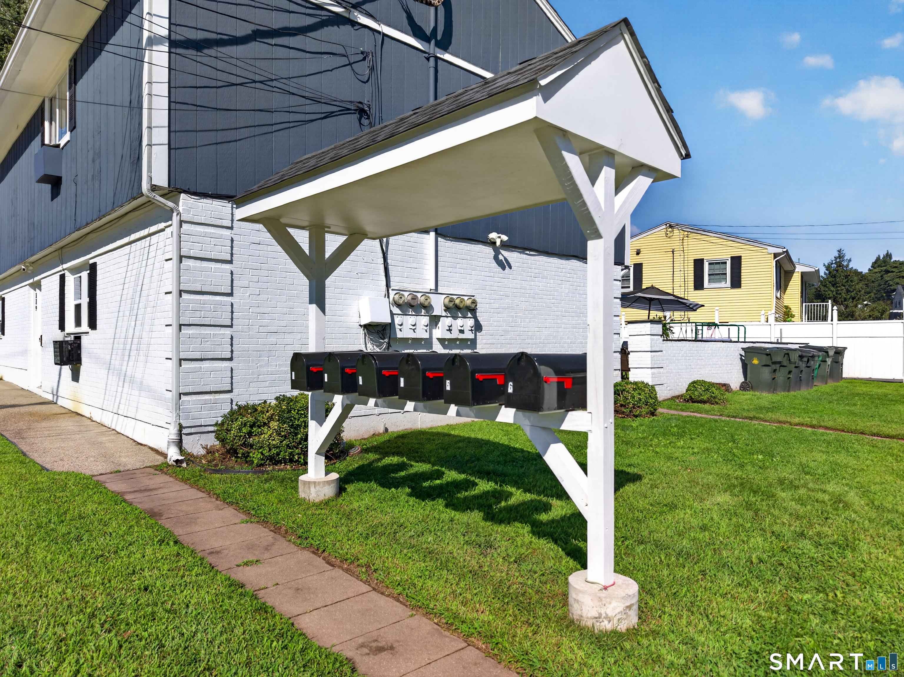 119 Lincoln Avenue Property Photo 10