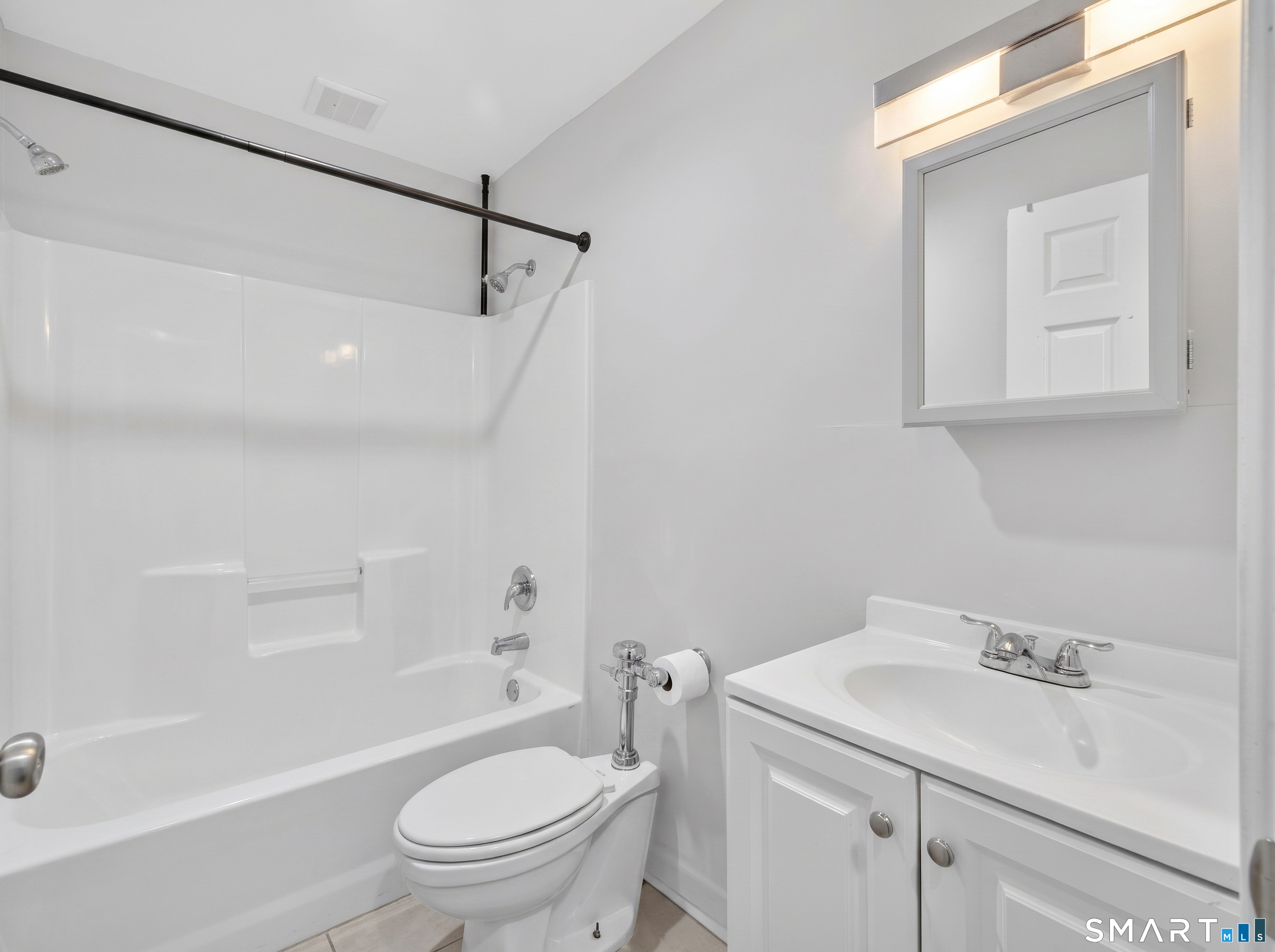 119 Lincoln Avenue Property Photo 36