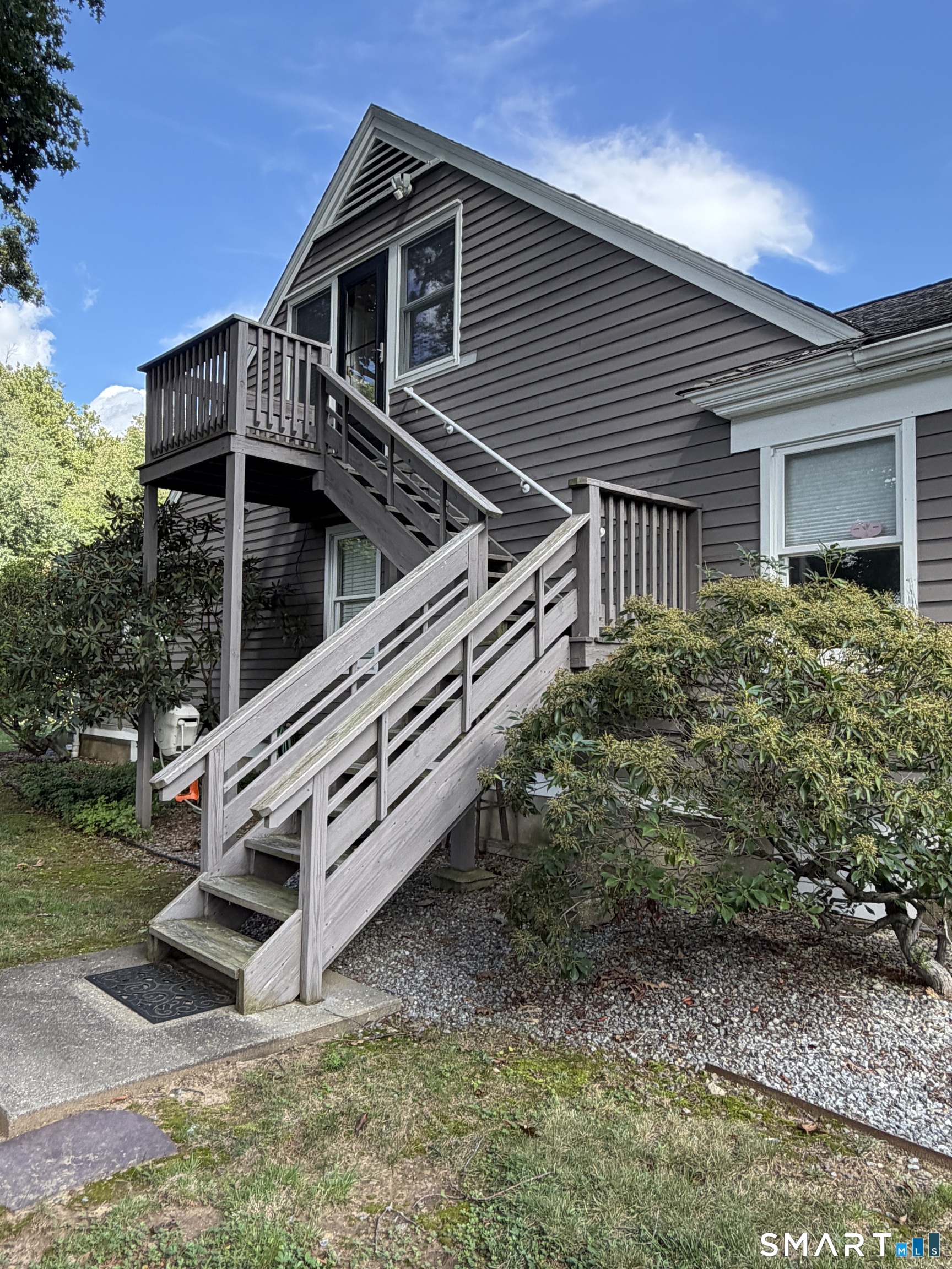 11 Bonazzo B Drive Property Photo 1