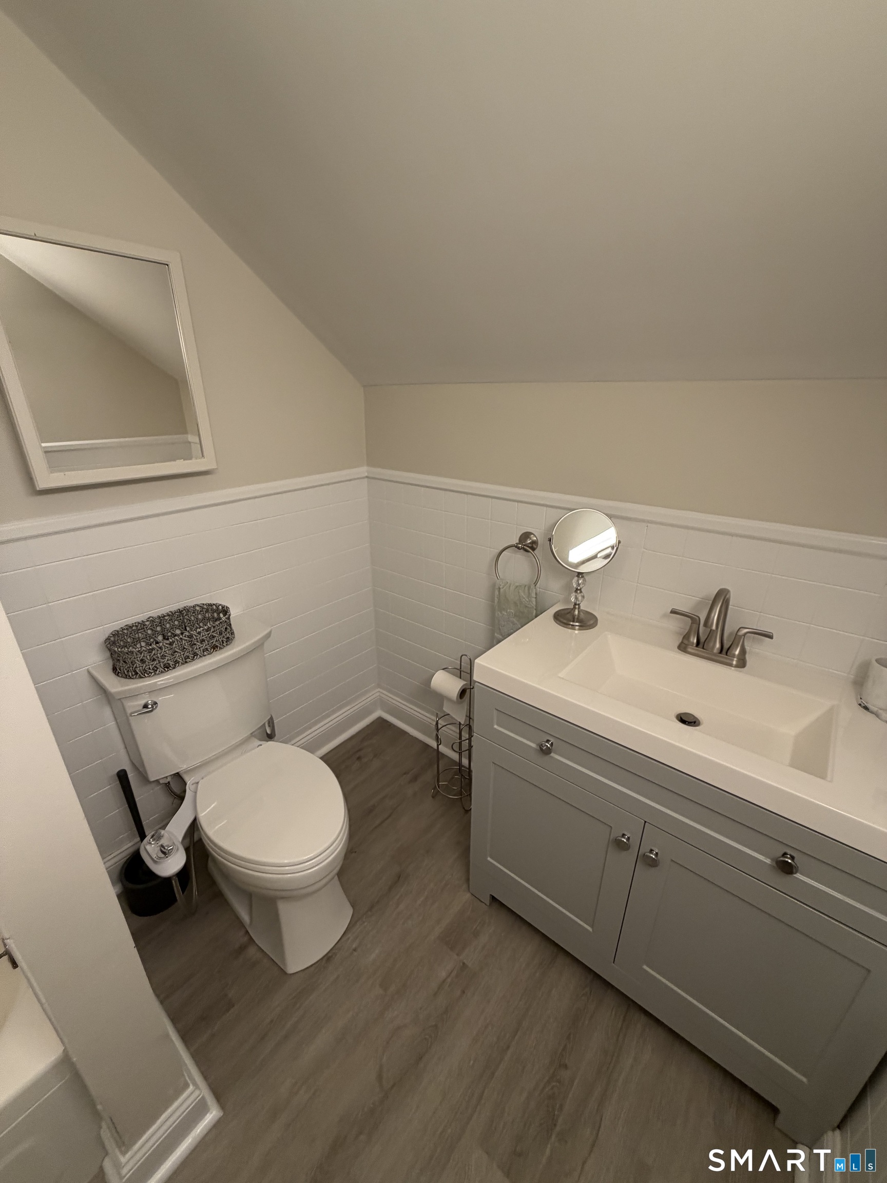 11 Bonazzo B Drive Property Photo 6