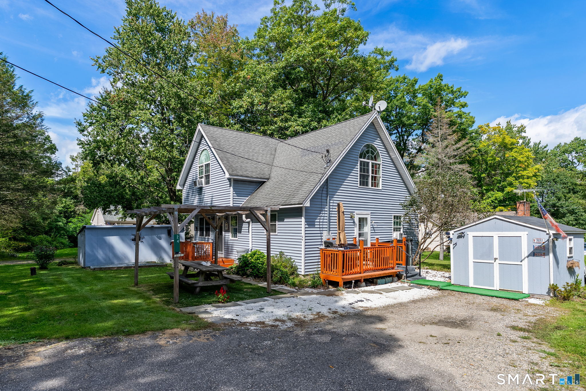 24 Pond Road Property Photo 1
