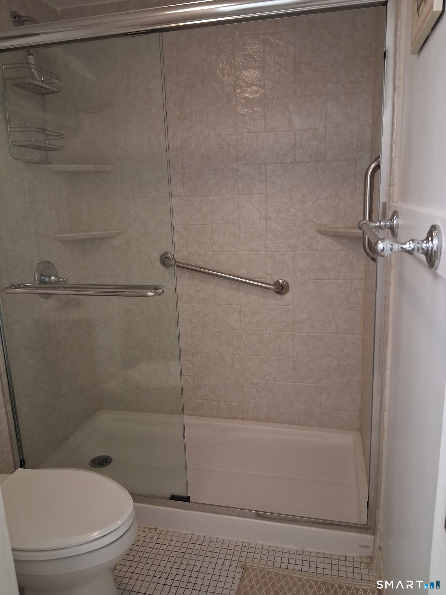 15 Brookwood B Drive Property Photo 10