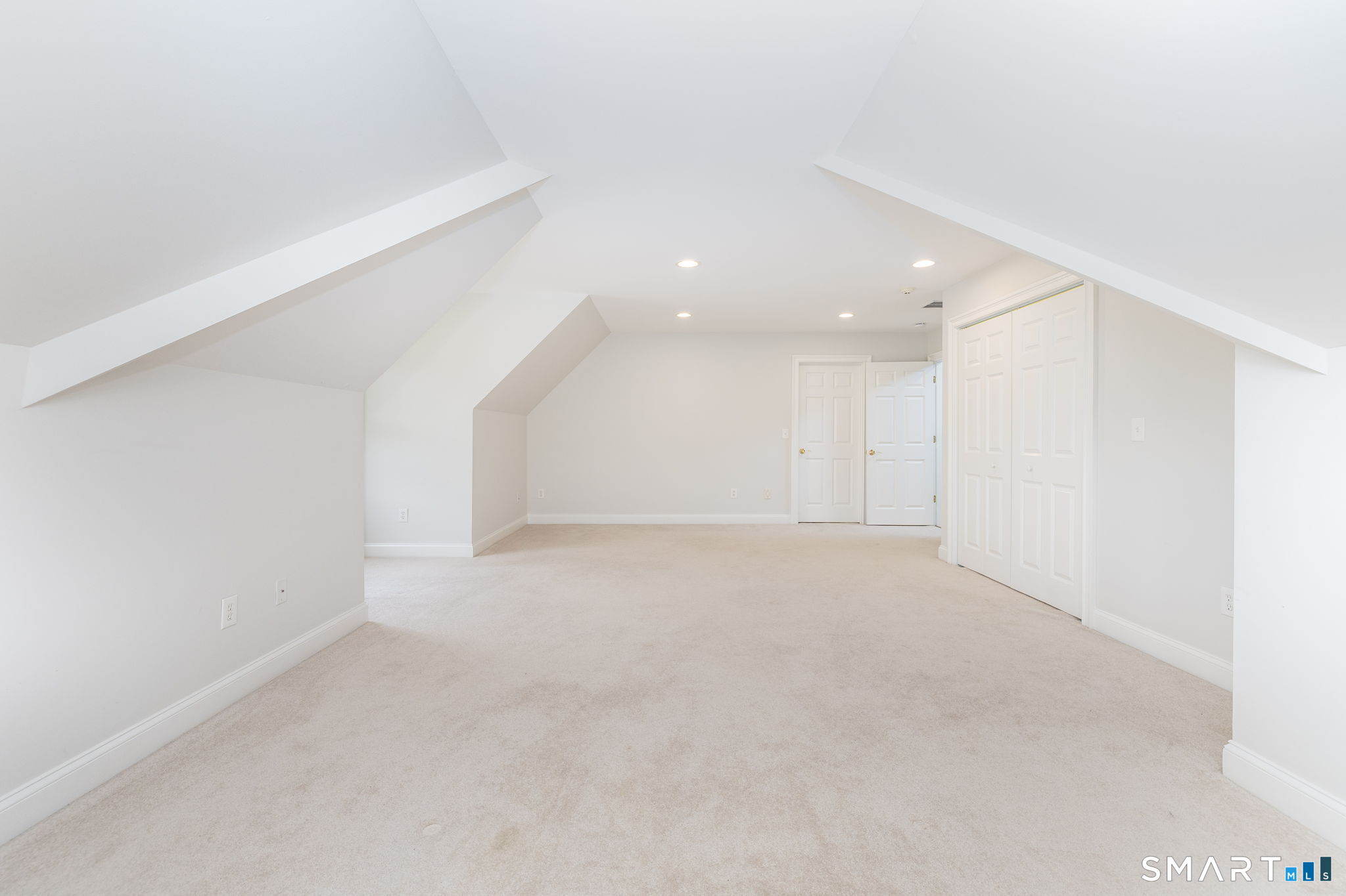 6 Wyeth Drive Property Photo 28