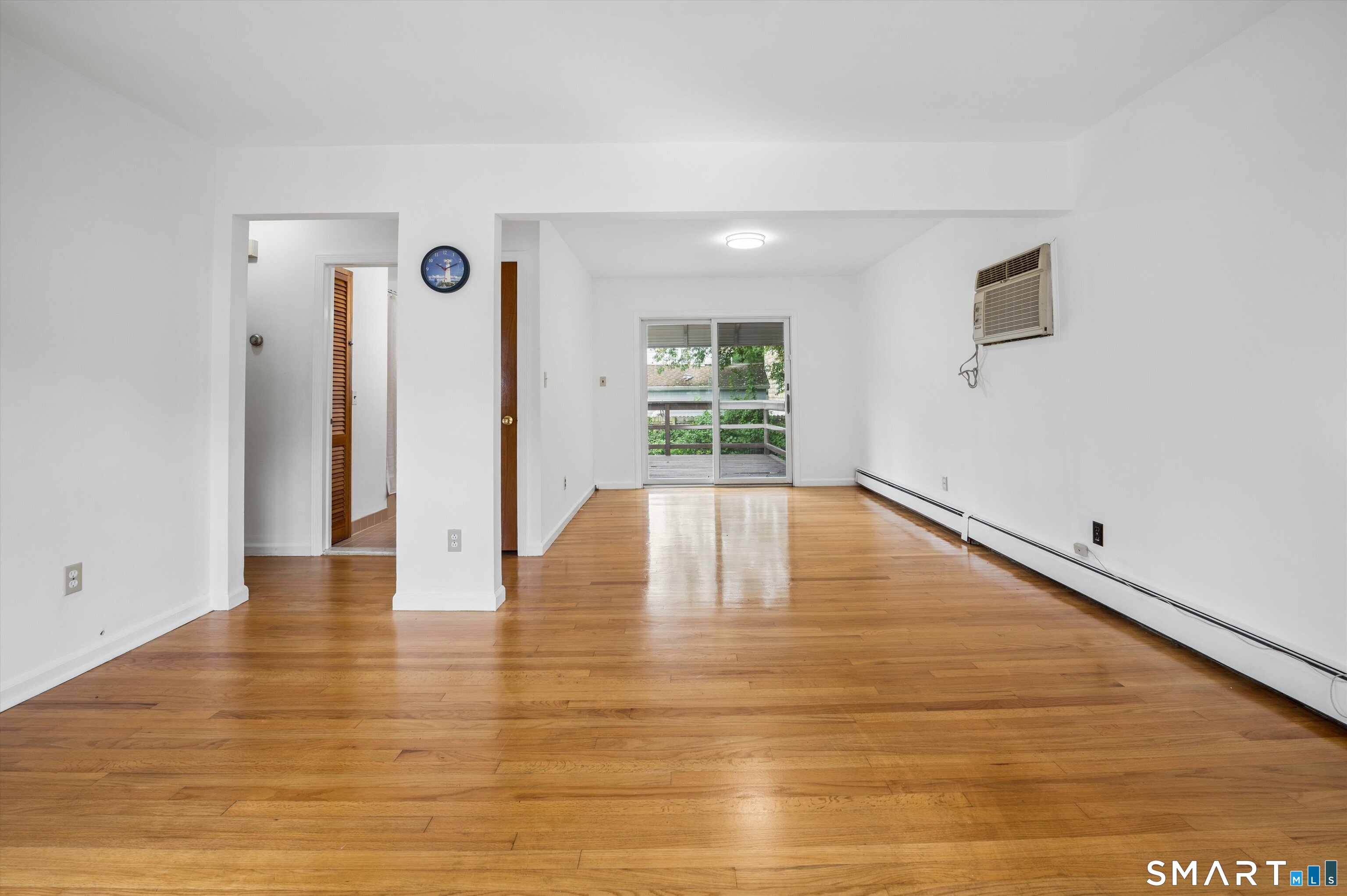 32 Hollow Wood Lane Property Photo 11