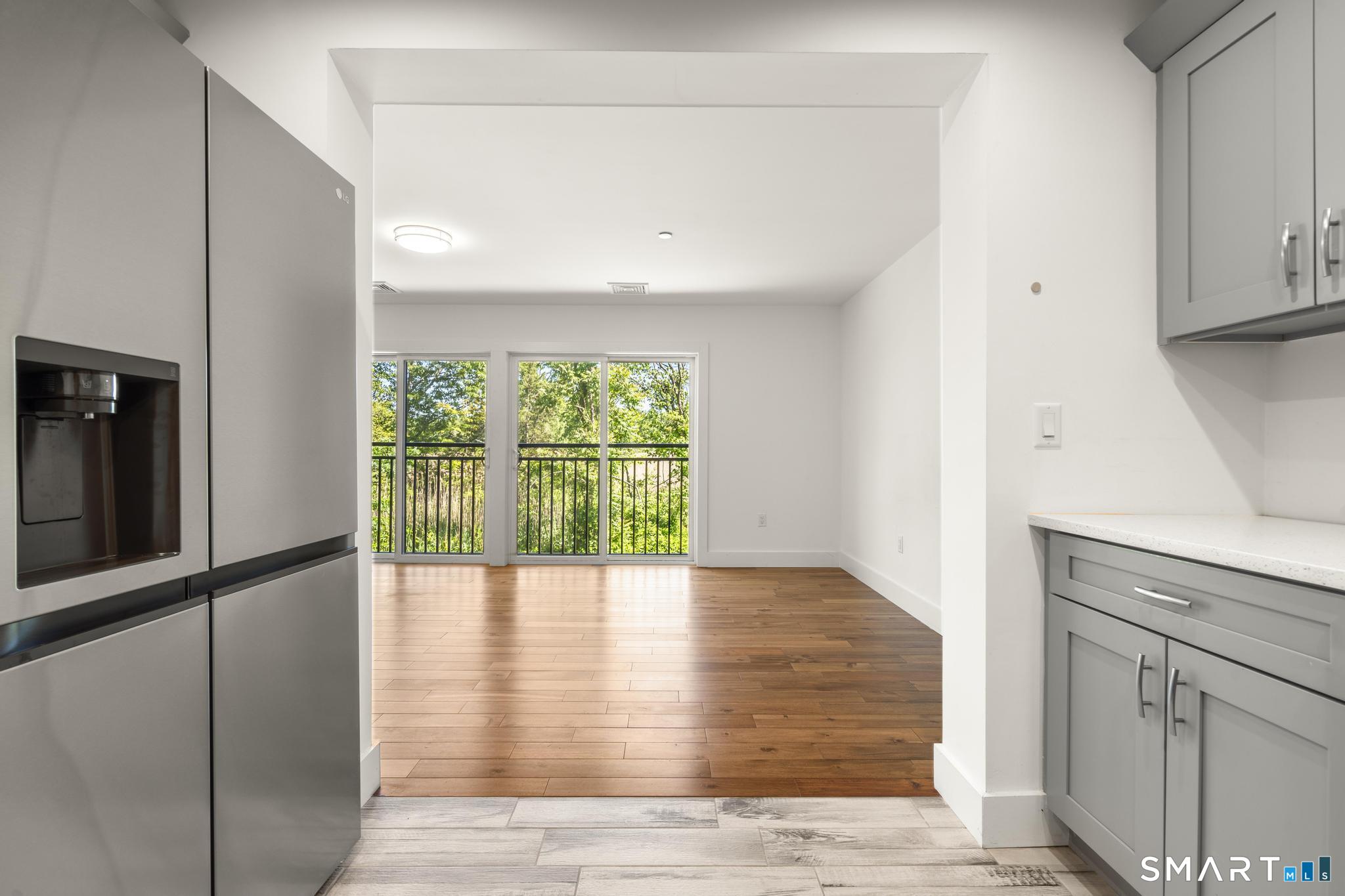 245 Main East 5 Street Property Photo 11