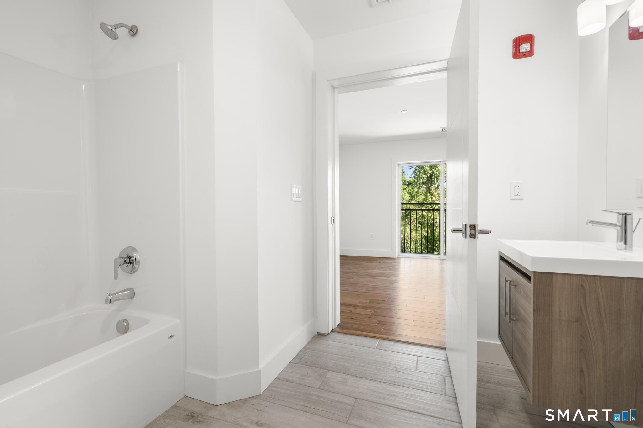 245 Main East 5 Street Property Photo 16