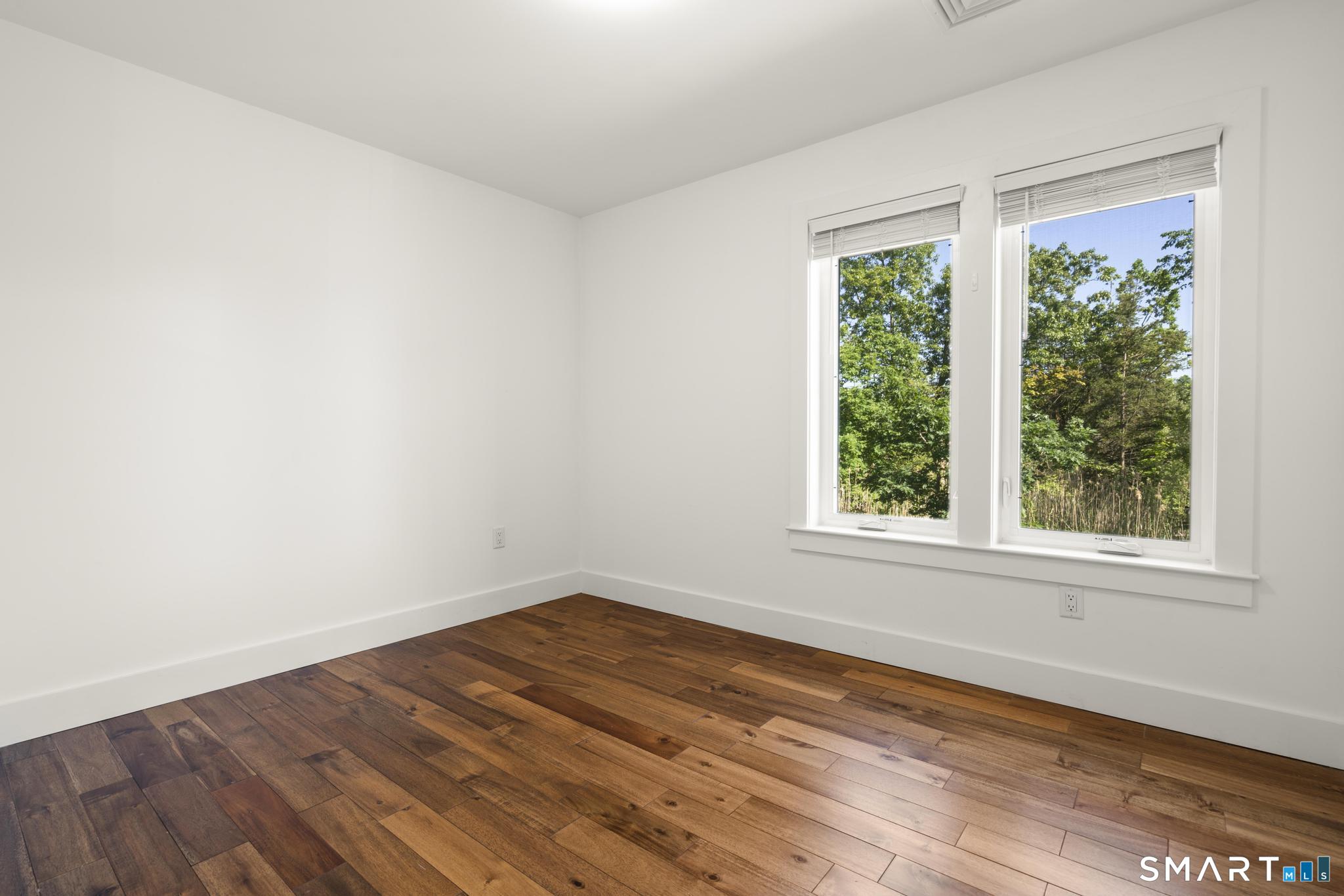 245 Main East 5 Street Property Photo 19