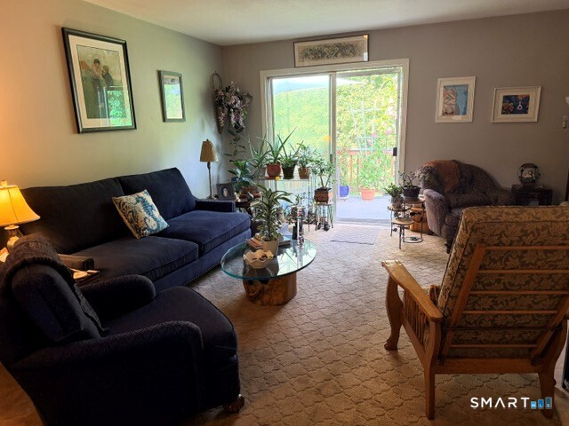 245 Cherry O21 Avenue Property Photo 2