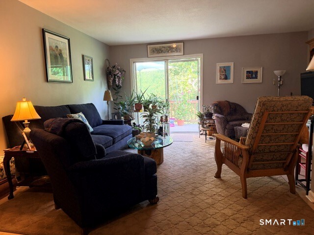 245 Cherry O21 Avenue Property Photo 4