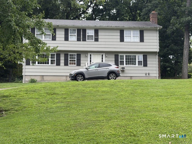 70 Crest Terrace Property Photo 1