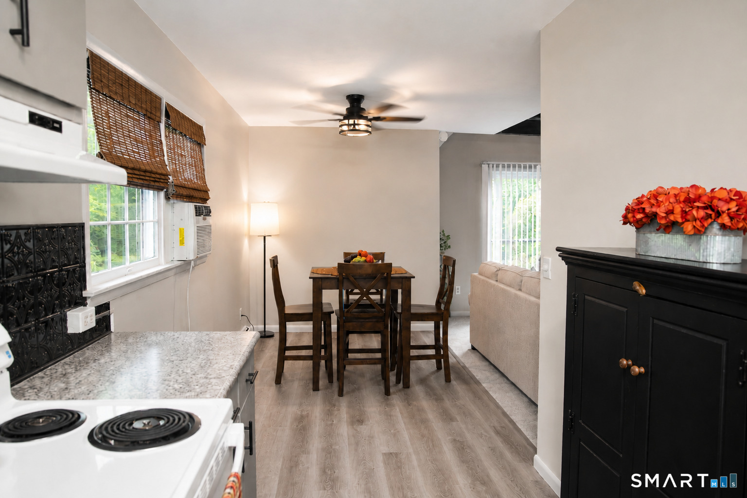 24203122 Property Photo 2
