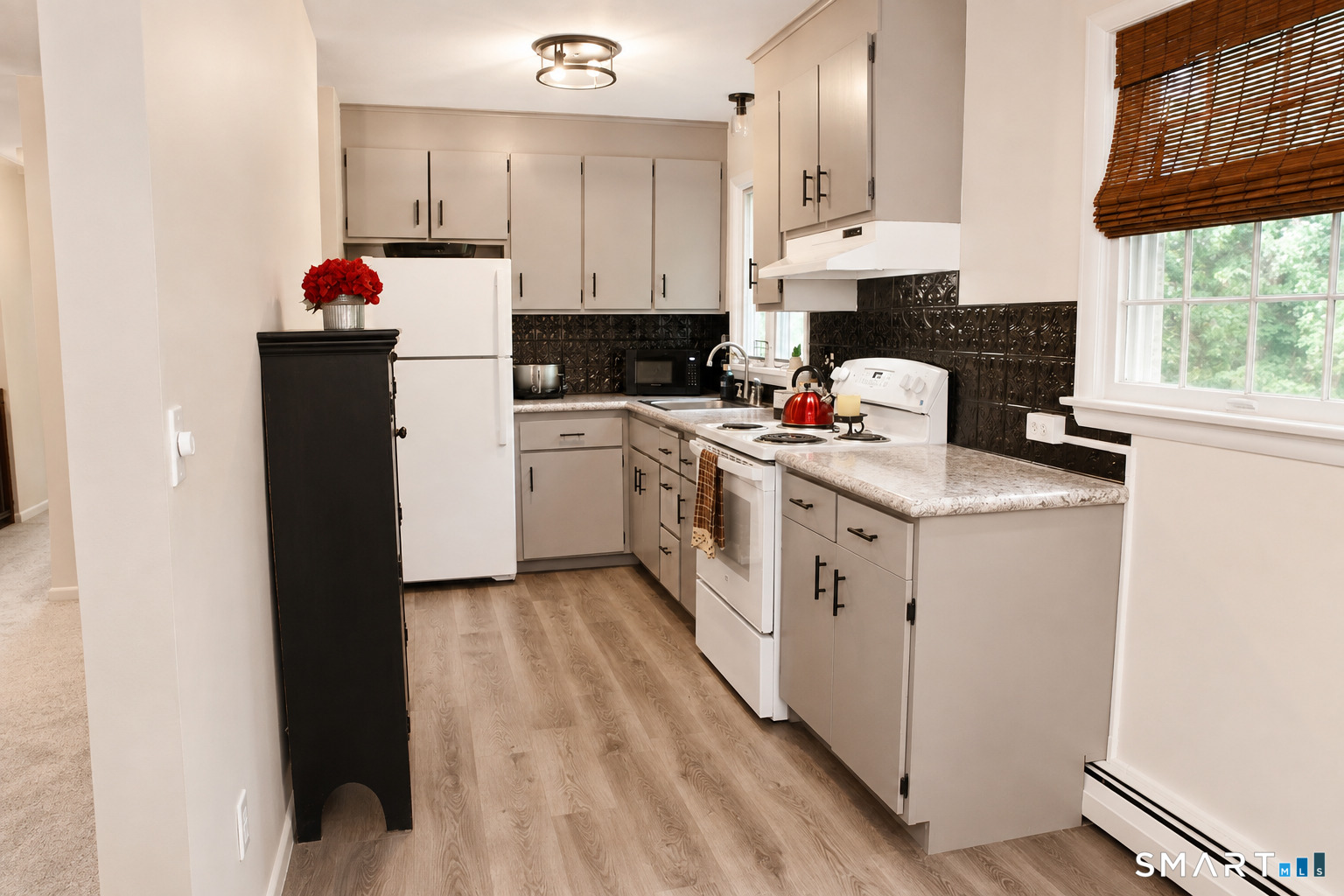24203122 Property Photo 3