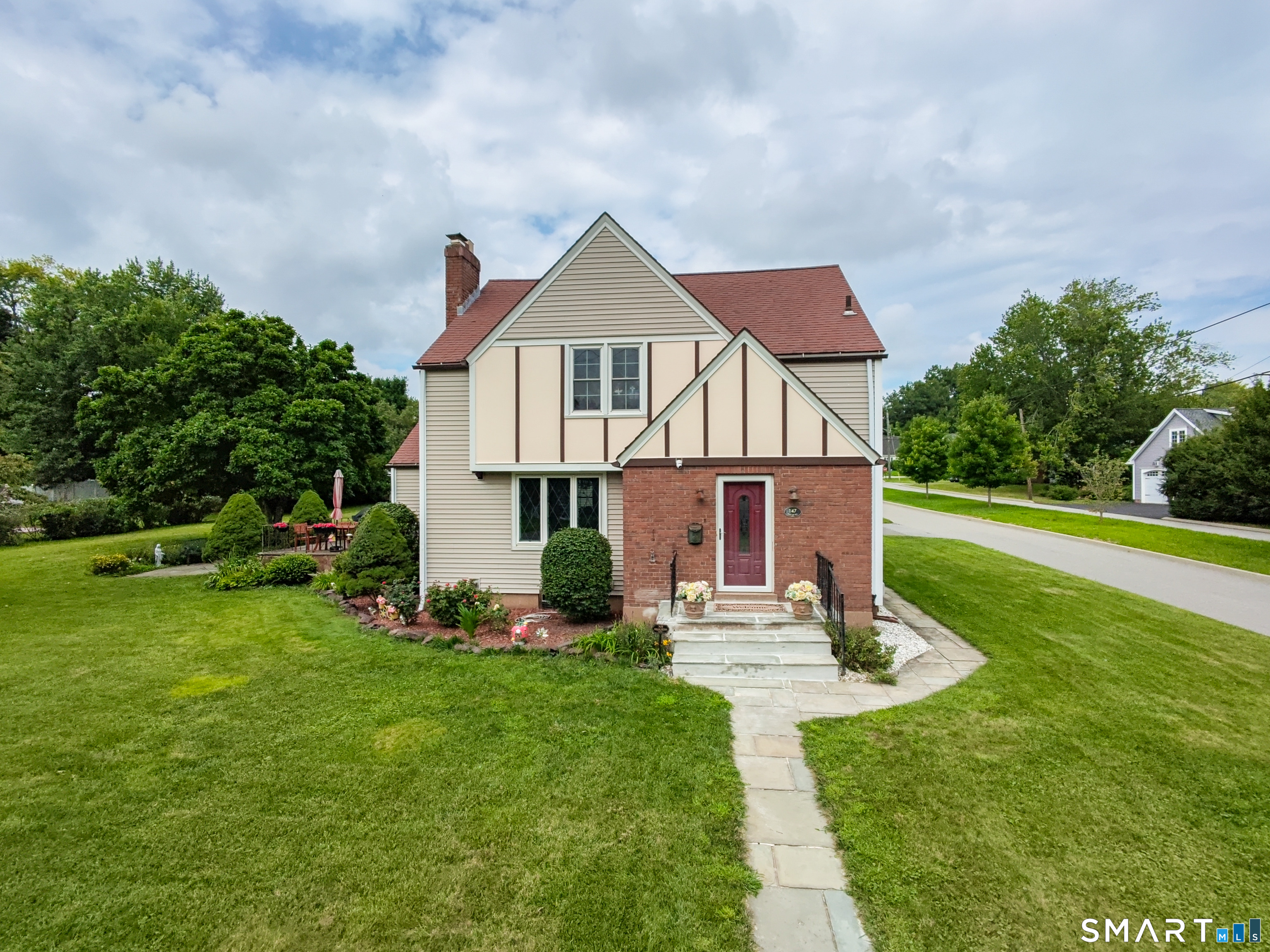 147 Old Mill Road Property Photo 1