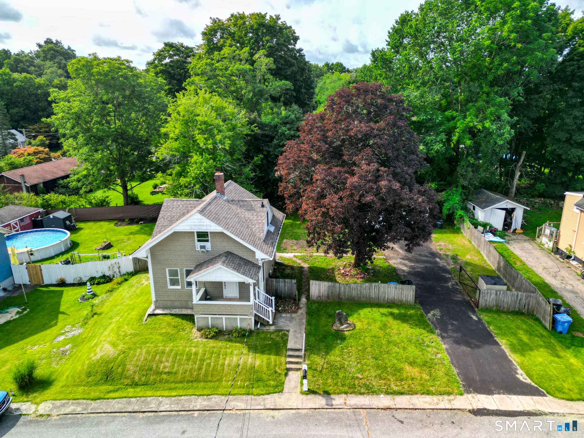 55 Bentley Avenue Property Photo 3