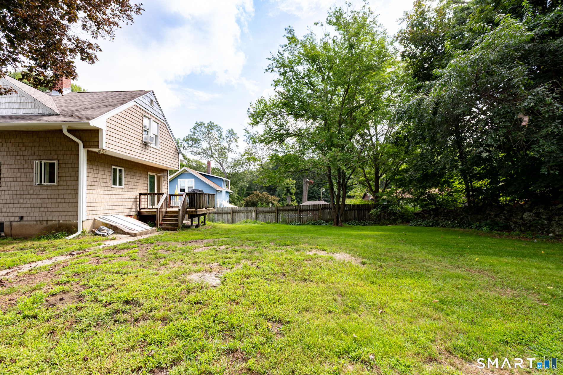 55 Bentley Avenue Property Photo 5