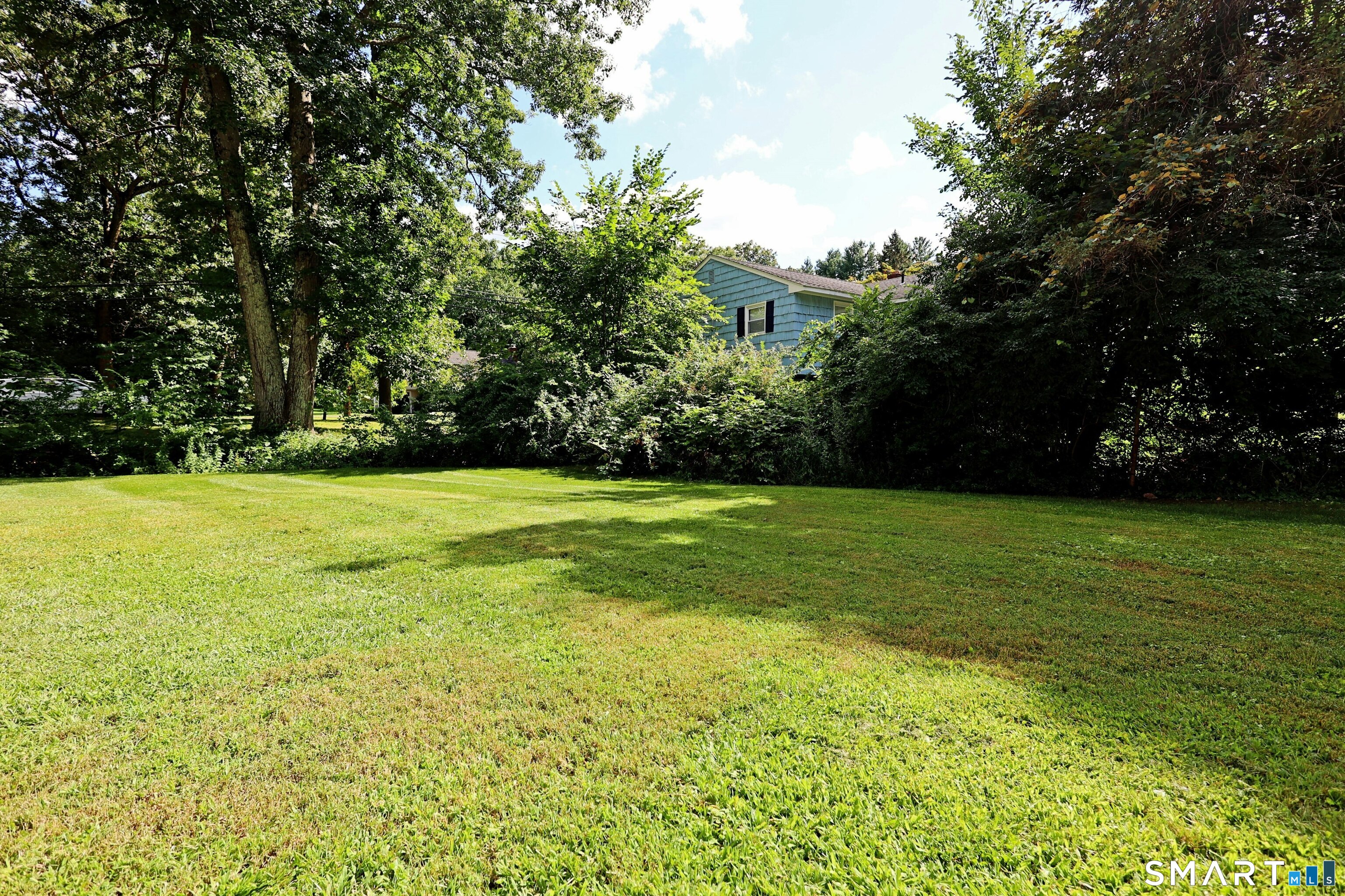 1303 Melville Avenue Property Photo 4