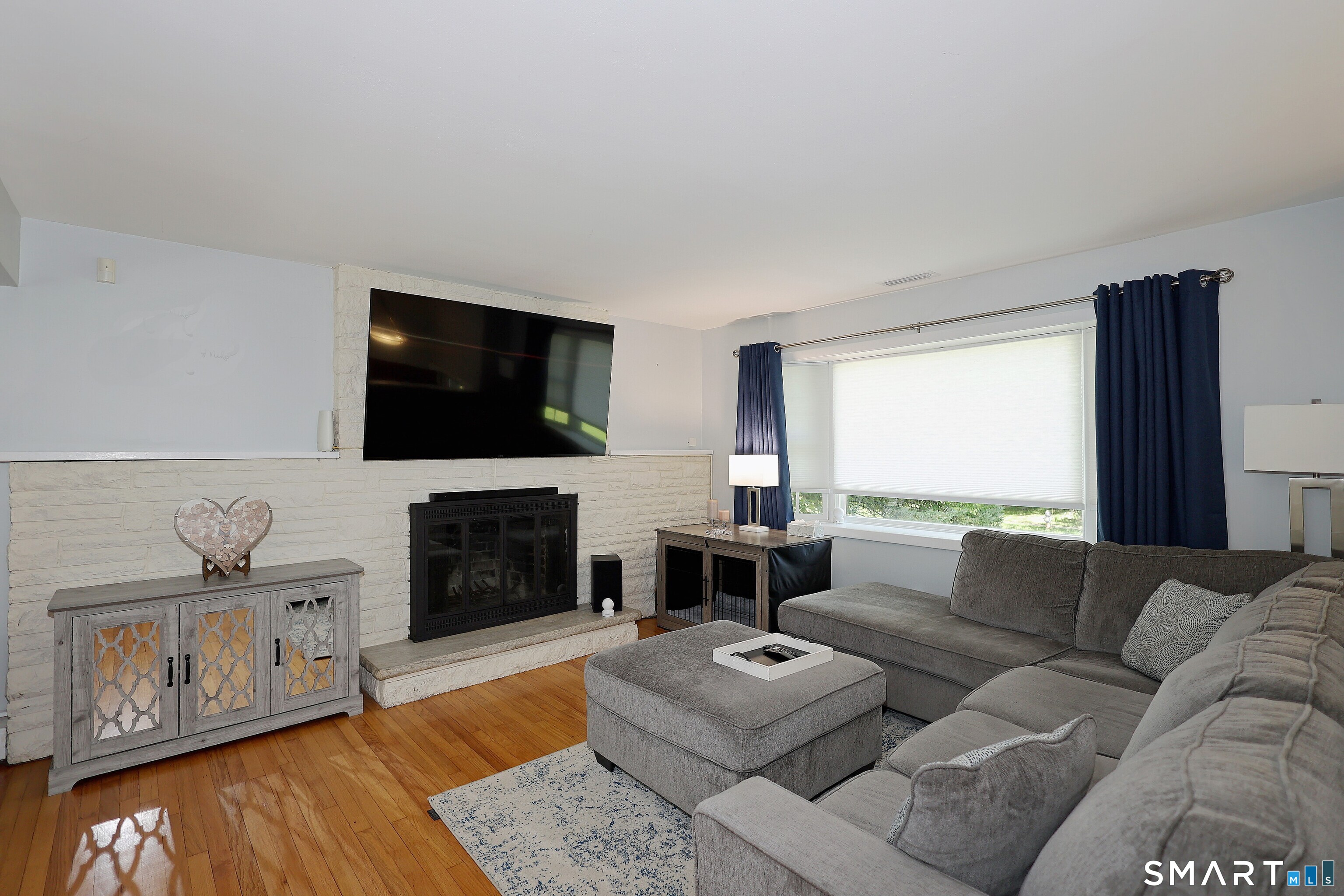 1303 Melville Avenue Property Photo 8